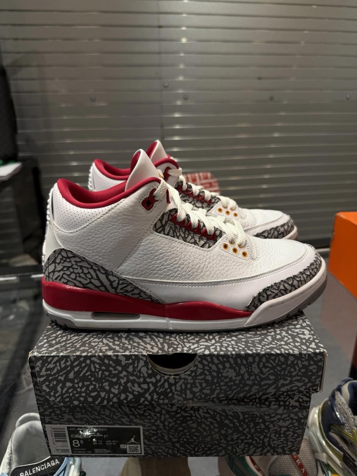 Jordan Brand Size 8.5 - Jordan 3 Retro Mid Cardinal Red (CT8532 126) Size US 8.5 / EU 41-42 - 2 Thumbnail
