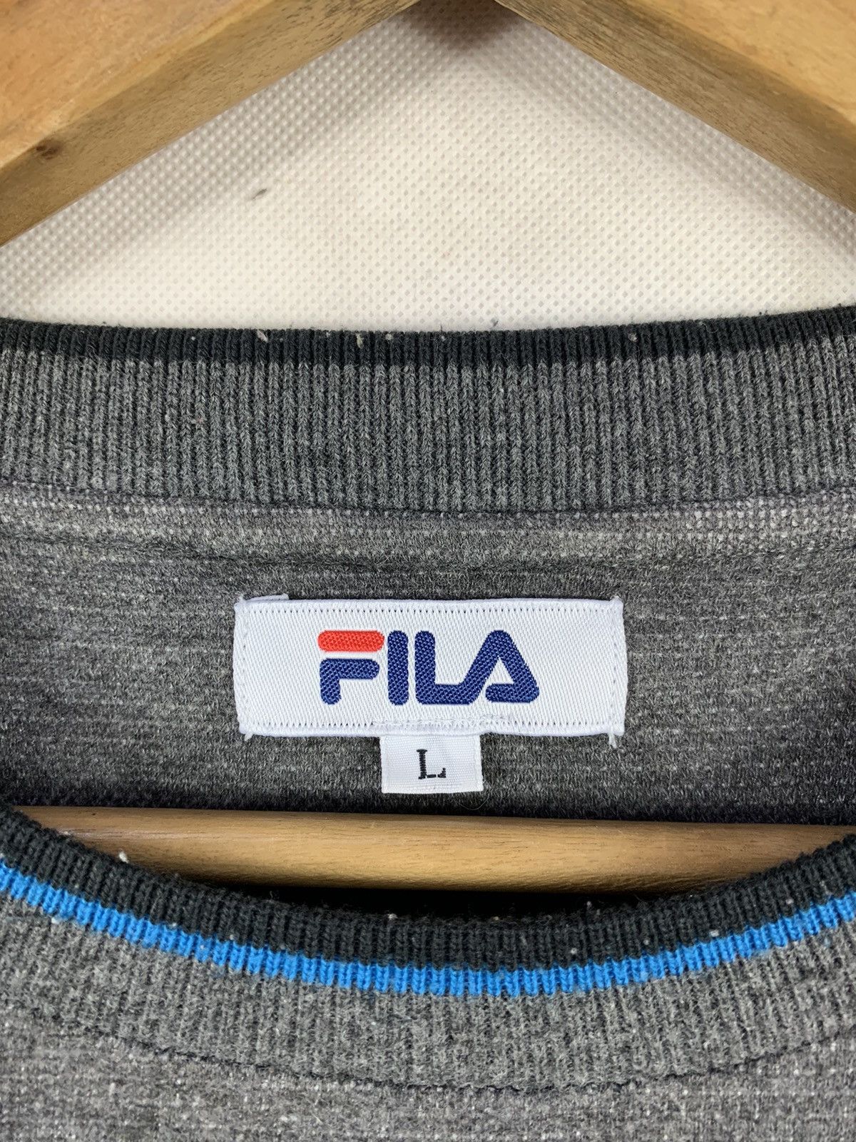 Fila Rare! Fila Biella Italia Small Logo Sweatshirt Size US L / EU 52-54 / 3 - 8 Thumbnail