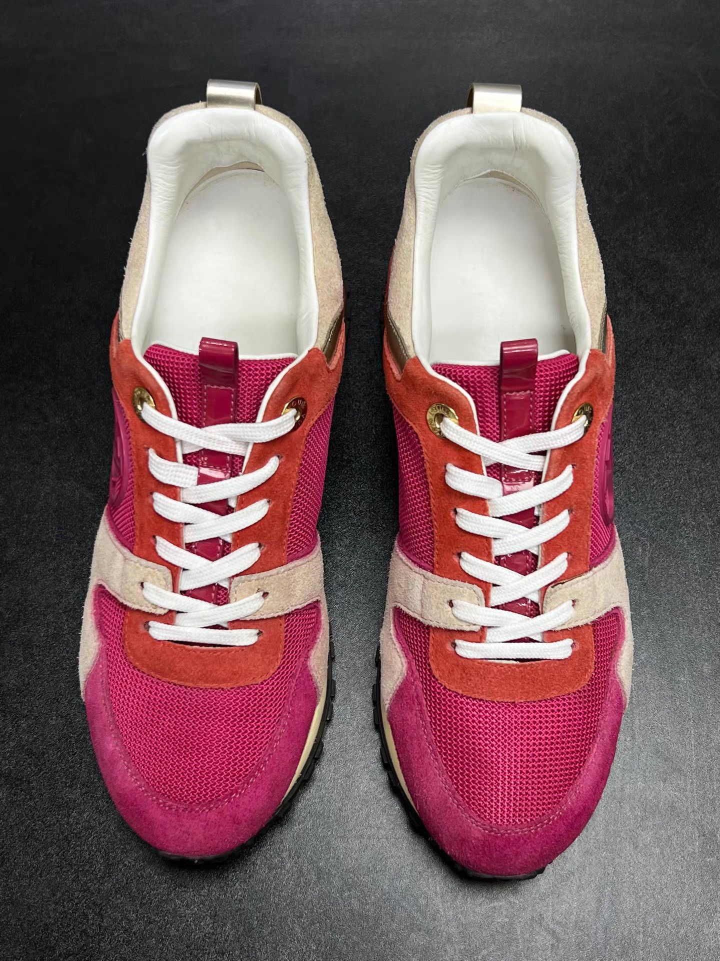 Louis Vuitton LV RUN AWAY Suede Sneakers K15 Size US 6 / IT 36 - 3 Thumbnail