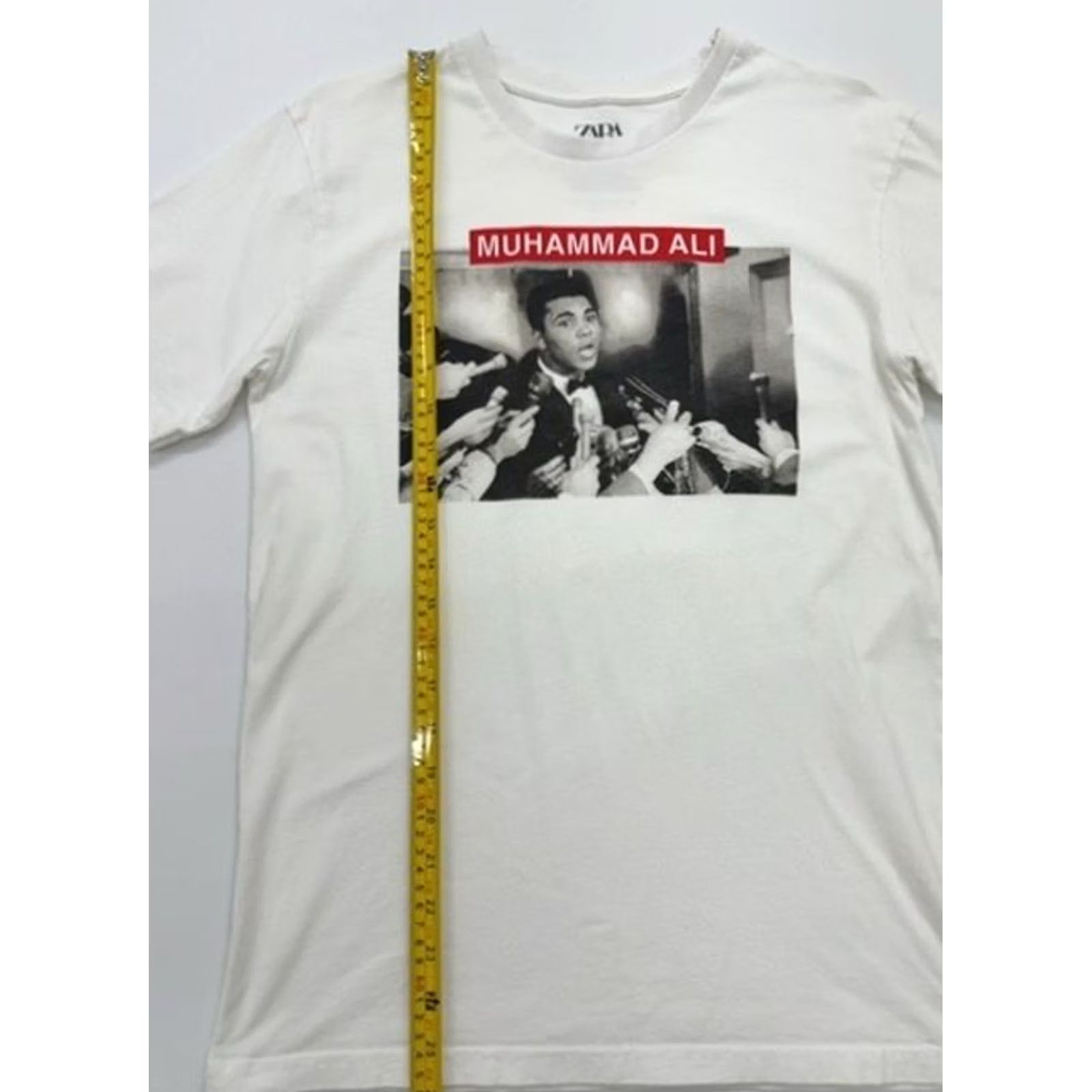 Zara Zara Unisex White Ali Graphic T-Shirt Size 38 Crew Neck Regular Fit Size US M / EU 48-50 / 2 - 4 Thumbnail