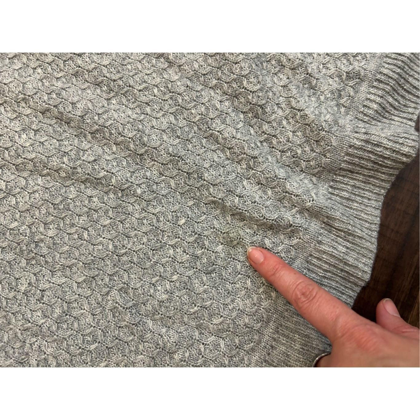 Robert Talbott Talbots Gray Lambs Wool Blend Knit Sweater Size Medium Size M / US 6-8 / IT 42-44 - 2 Thumbnail