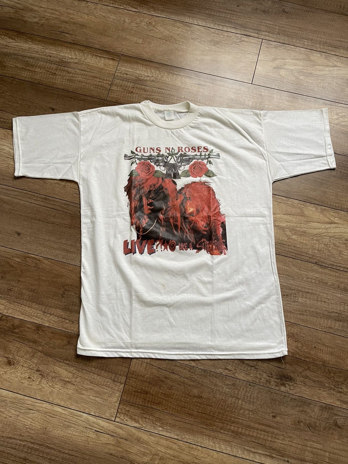 Band Tees Guns N Roses Live Like A Suicide Vintage Band T-Shirt 90s Size US L / EU 52-54 / 3 - 1 Thumbnail