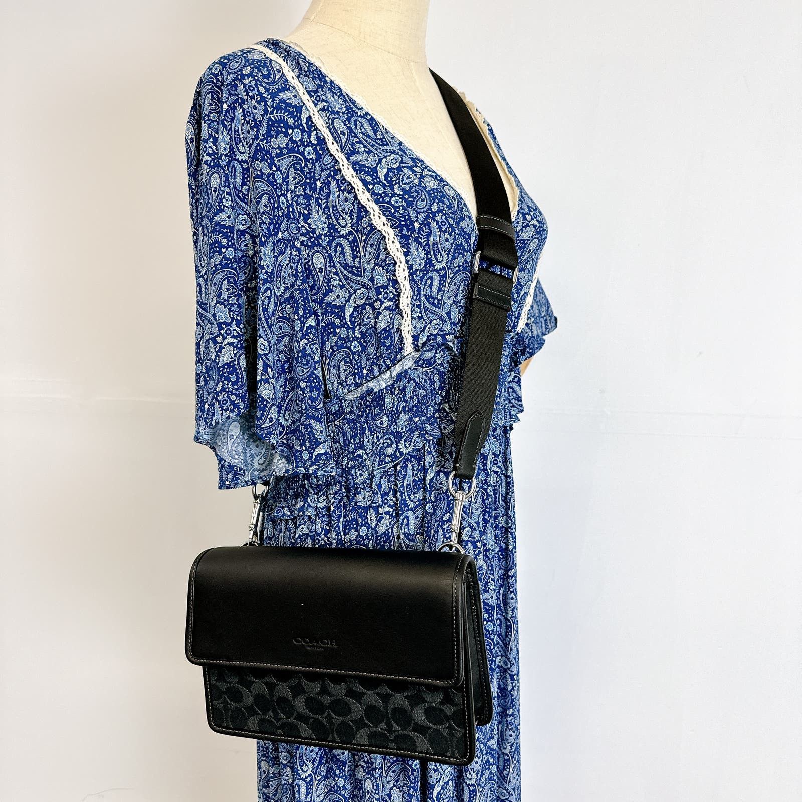 image of Coach Cq148 Turner Flap Crossbody In Signature Denim Black, Women's