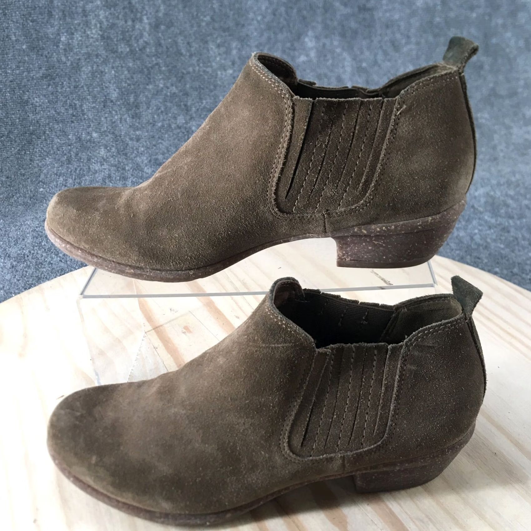 Clarks Clarks Booties Womens 8.5 M Ankle Chelsea Brown Leather Pull On Heels Boot Size US 9 / IT 39 - 2 Thumbnail