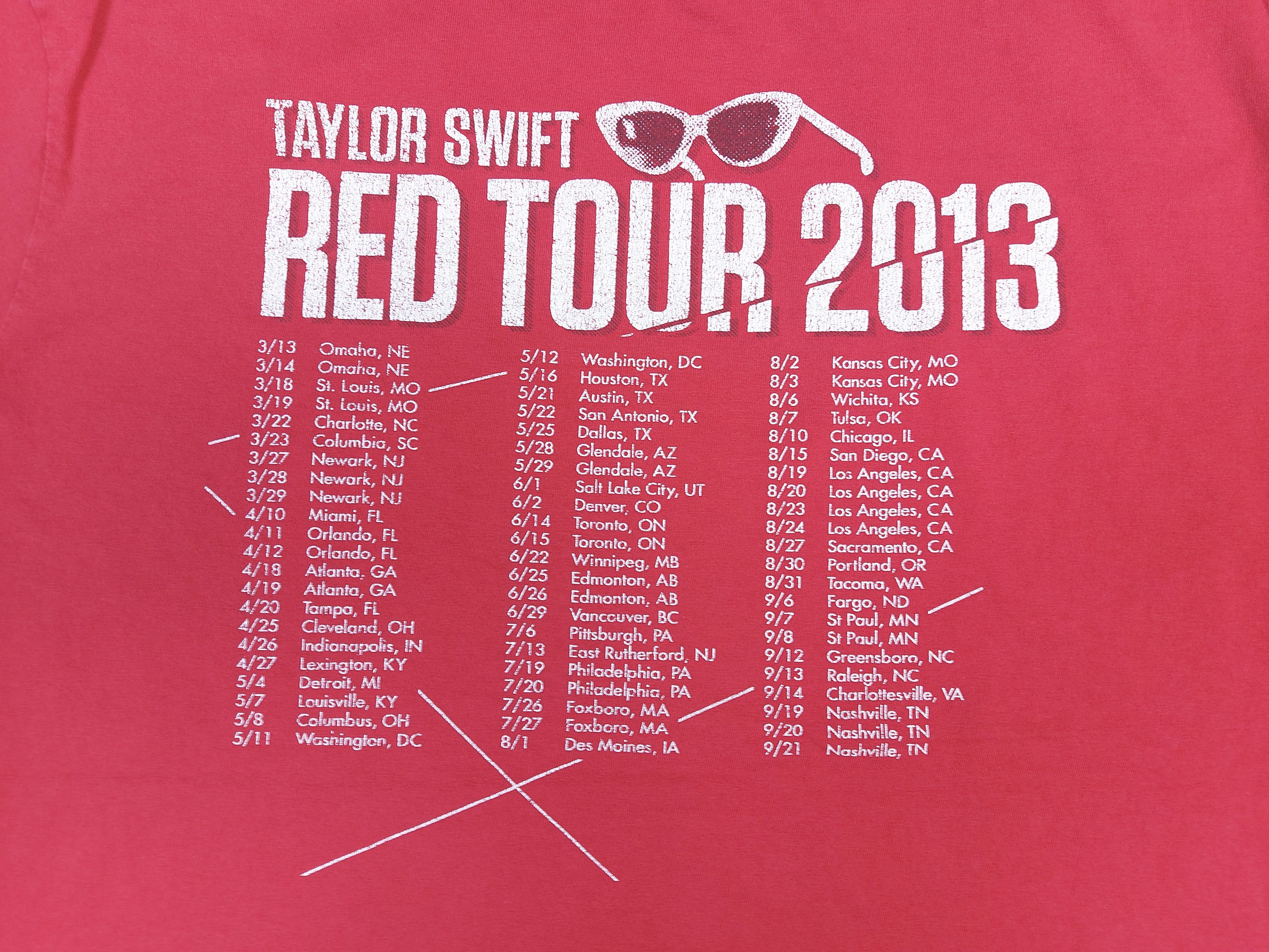 Band Tees Vintage Taylor Swift Red Tour 2013 Double-Sided TEE Size US L / EU 52-54 / 3 - 8 Thumbnail