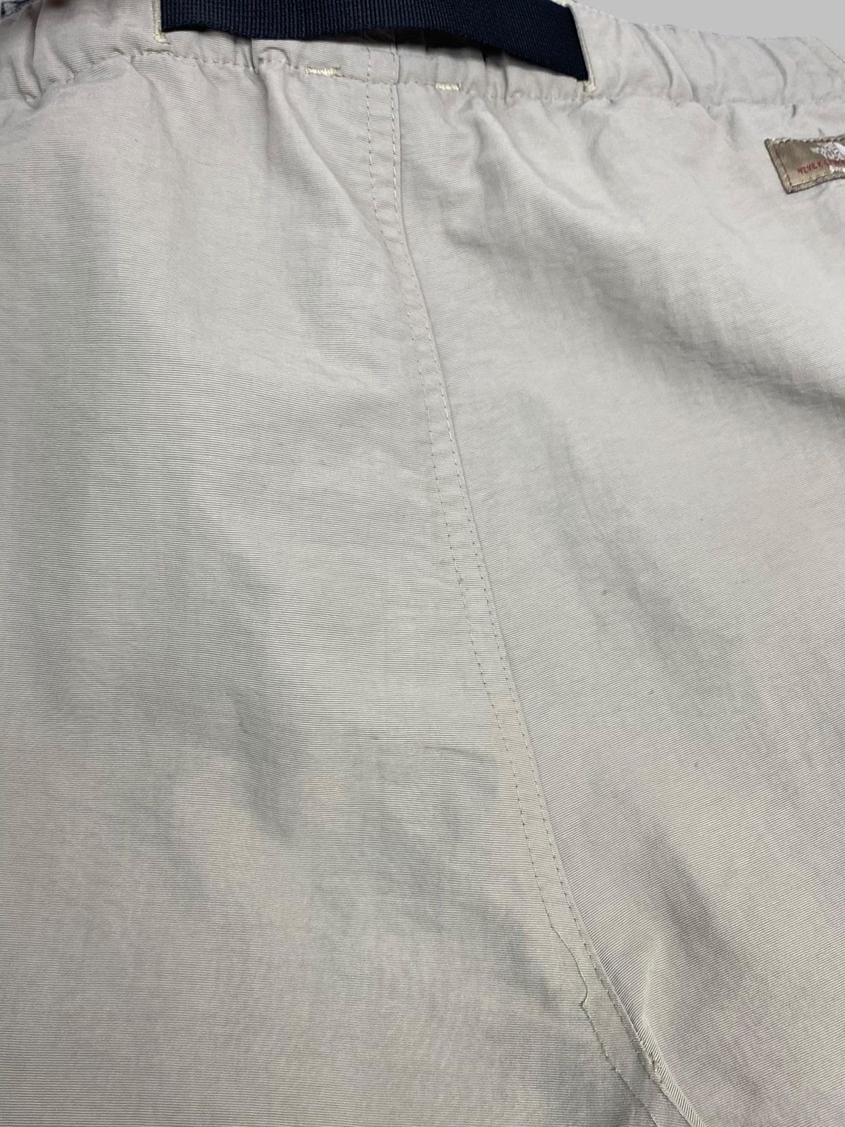 The North Face 2000s The North Face Cargo Shorts Outdoor With Belt Size US 32 / EU 48 - 19 Thumbnail
