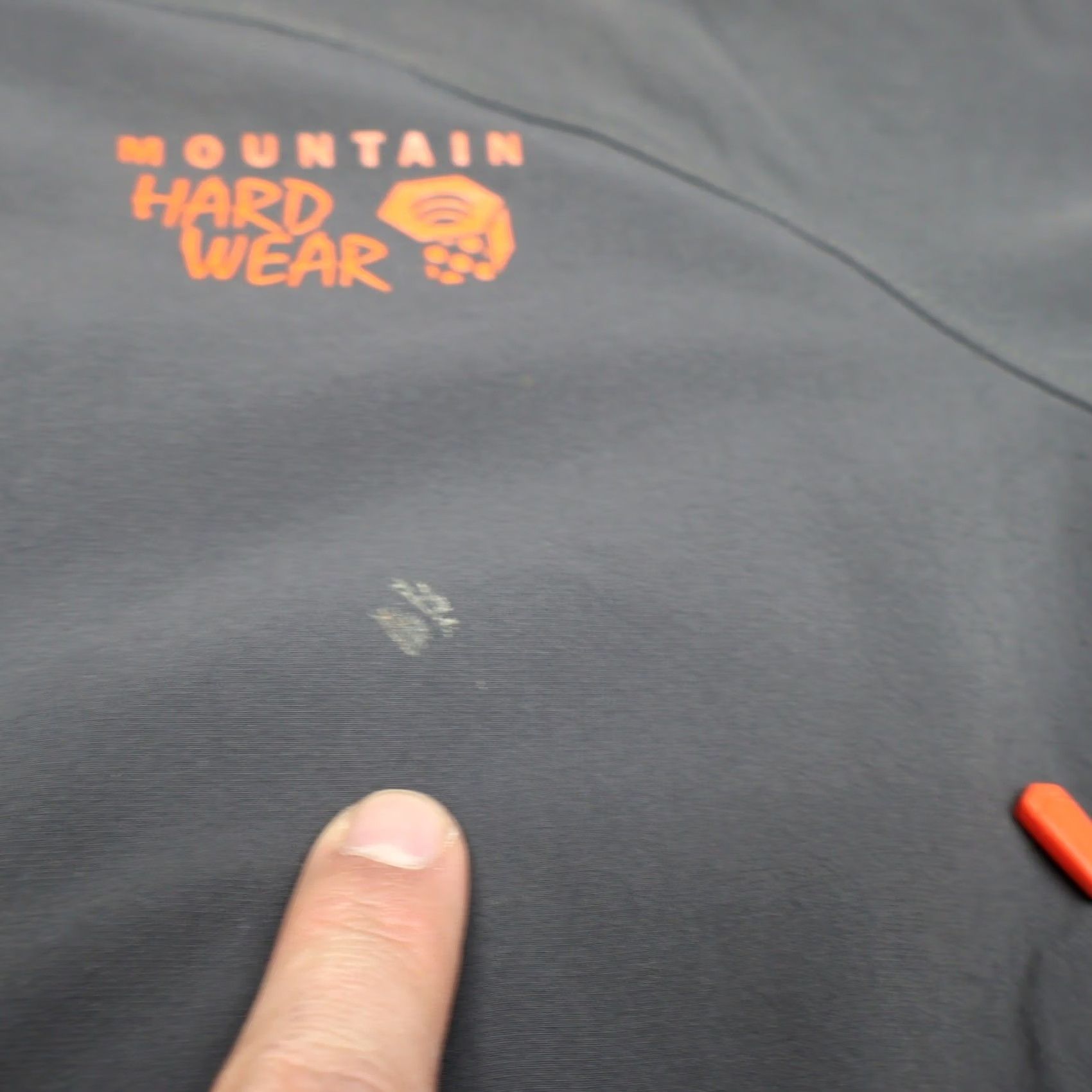Mountain Hardwear Mountain Hardwear Jacket Mens Medium Grey Softshell Wind Rain Outdoor Hiking Size US M / EU 48-50 / 2 - 5 Thumbnail