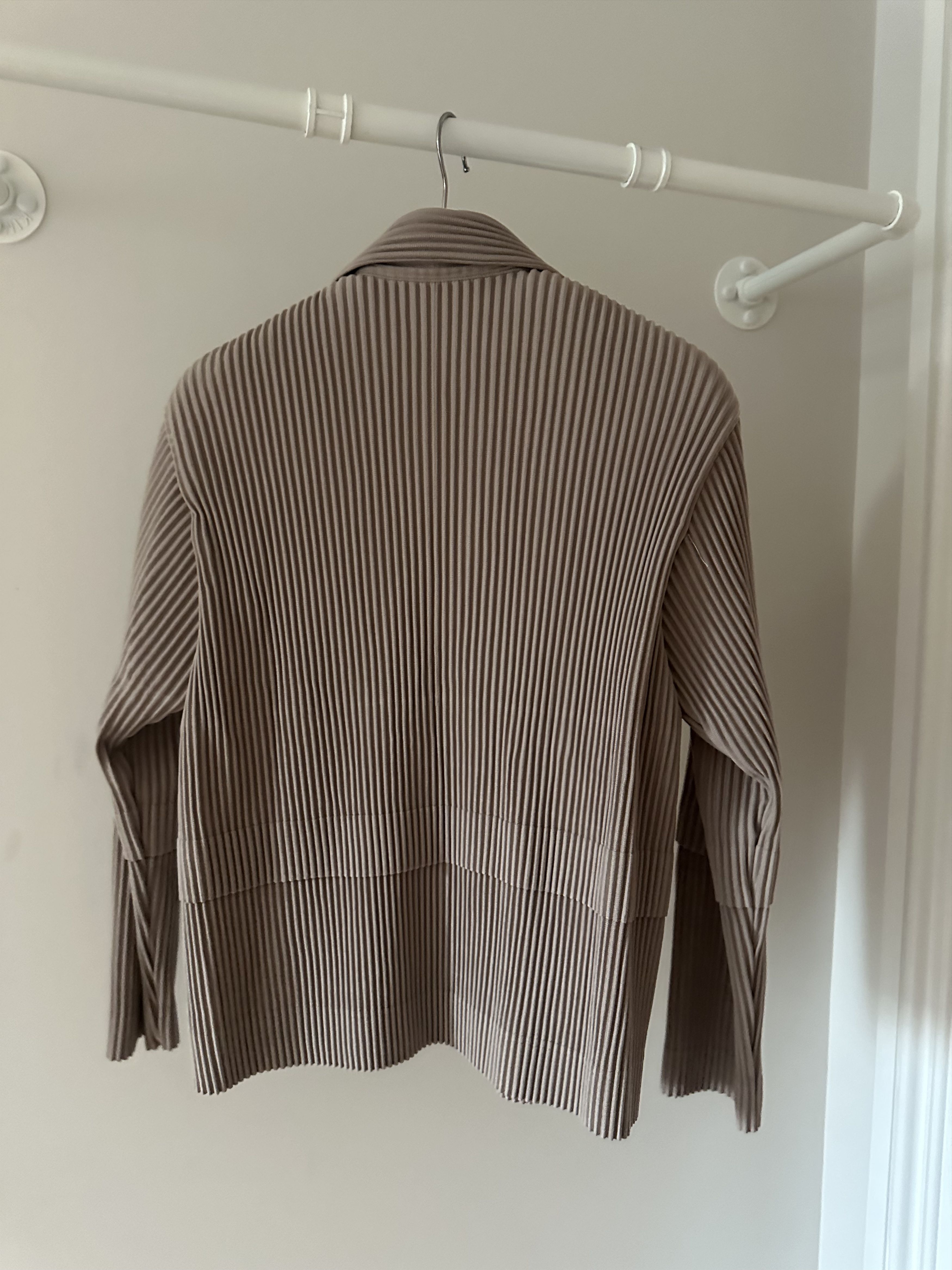 Homme Plisse Issey Miyake JP 2 - Homme Plissé Issey Miyake CARGO JACKET SAND BEIGE Size US M / EU 48-50 / 2 - 4 Thumbnail