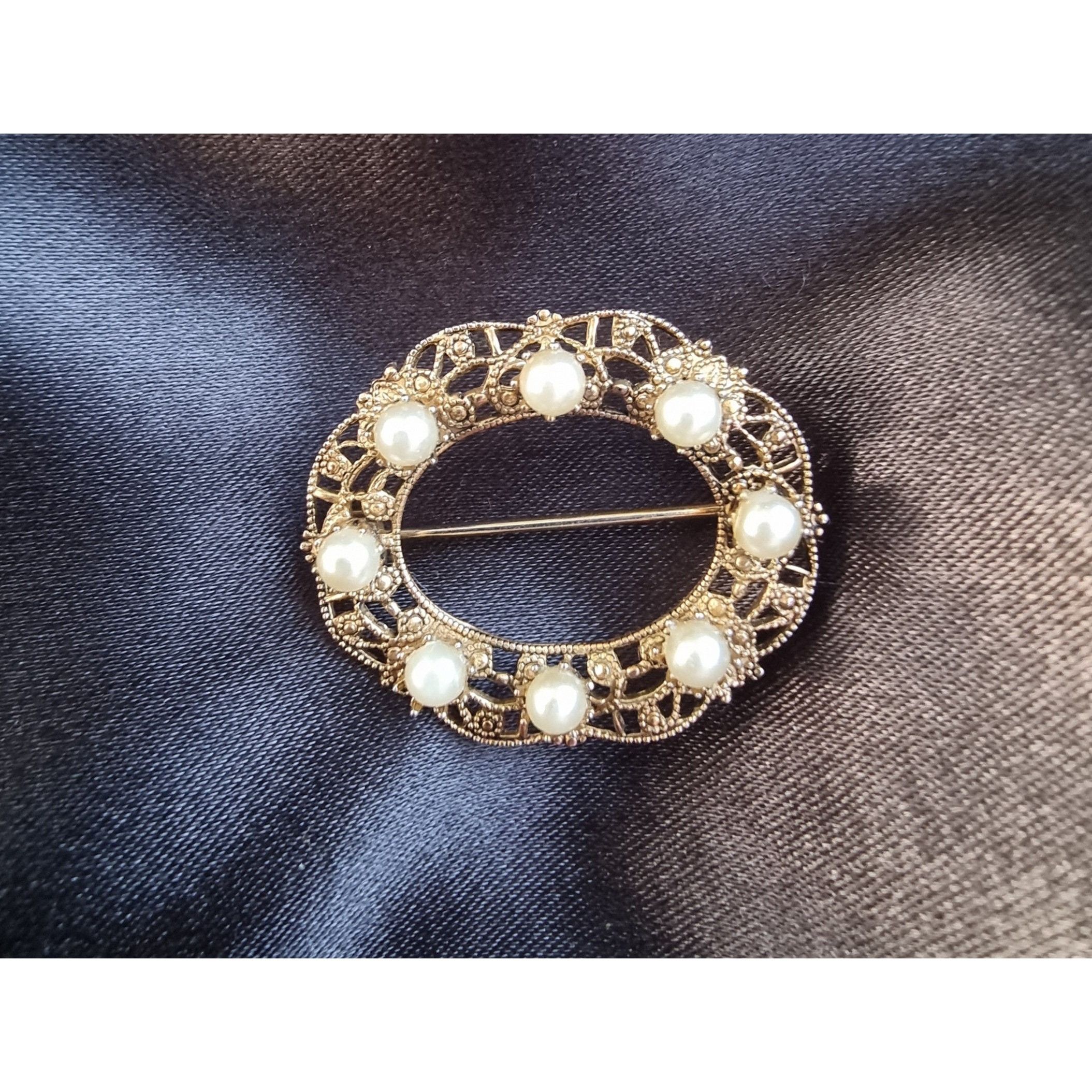Vintage Vintage Faux Pearl Gold Tone Brooch Pin Size ONE SIZE - 4 Thumbnail