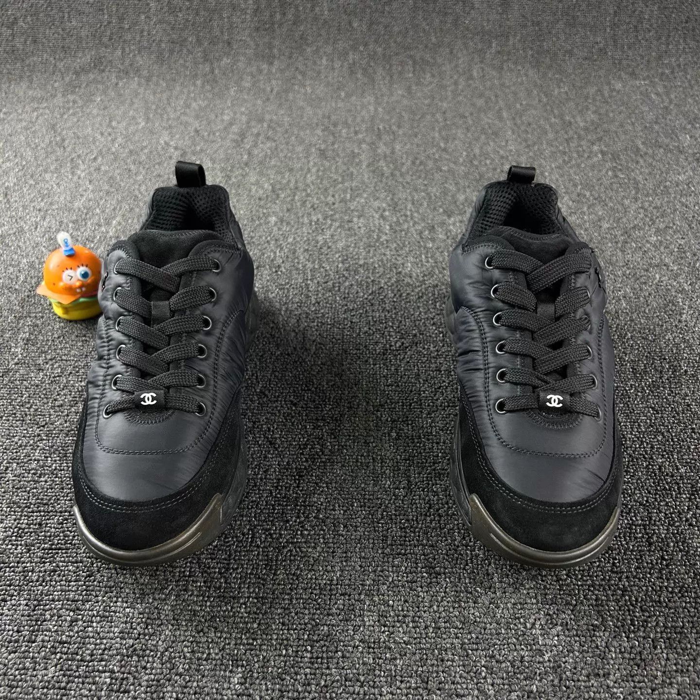 Chanel Chanel Women's Black Color Block CC Logo Sneakers 38.5 Size US 8 / IT 38 - 2 Thumbnail