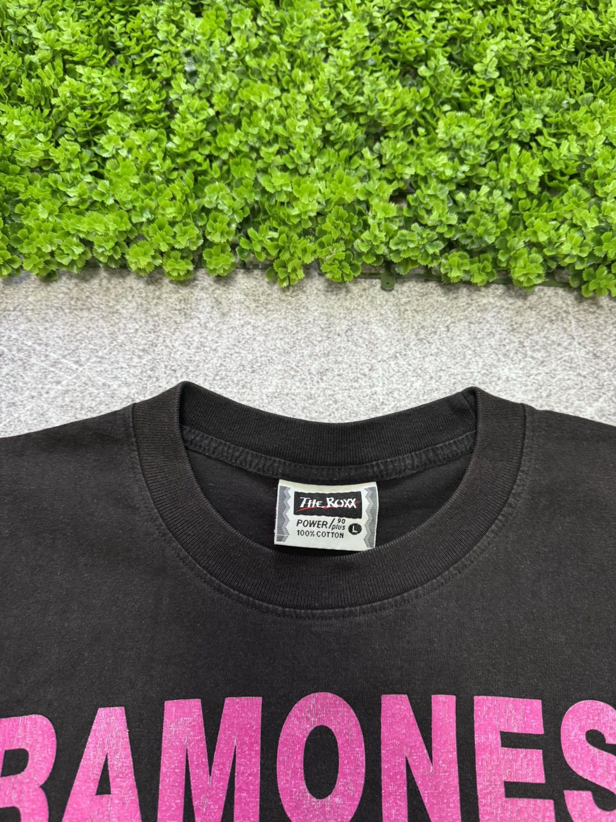 Band Tees VINTAGE 90S RARE RAMONES HEY HO Lets GO TOUR T SHIRT Rock Size US L / EU 52-54 / 3 - 3 Thumbnail