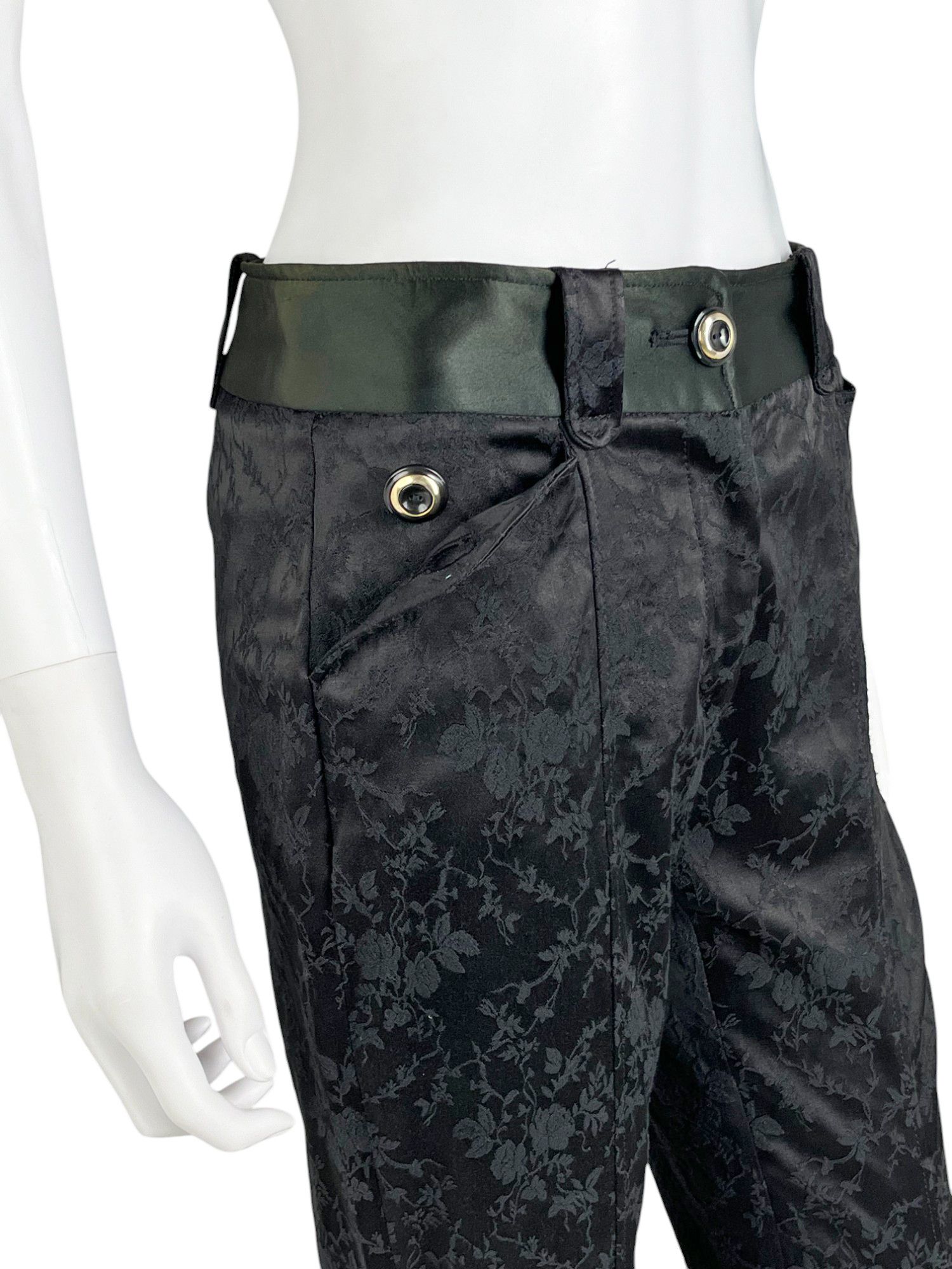 Dolce & Gabbana Black Floral Capri Pants Size 27" / US 4 / IT 40 - 7 Thumbnail