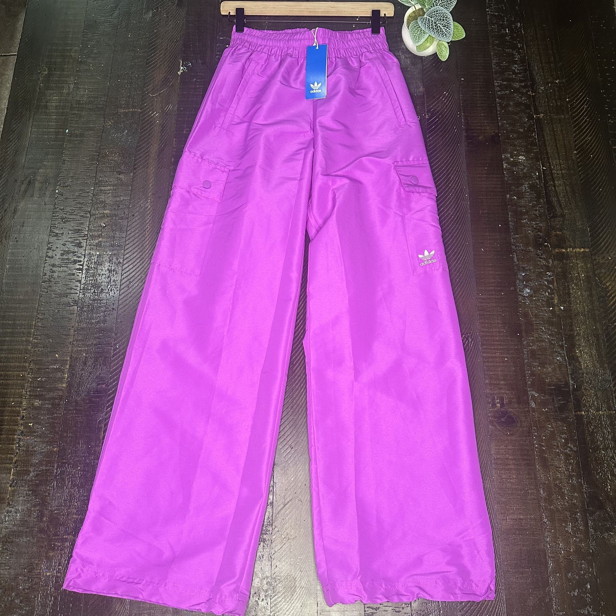 Adidas Adidas Originals Women's Essentials Woven Cargo Pants Small Size 28" / US 6 / IT 42 - 2 Thumbnail