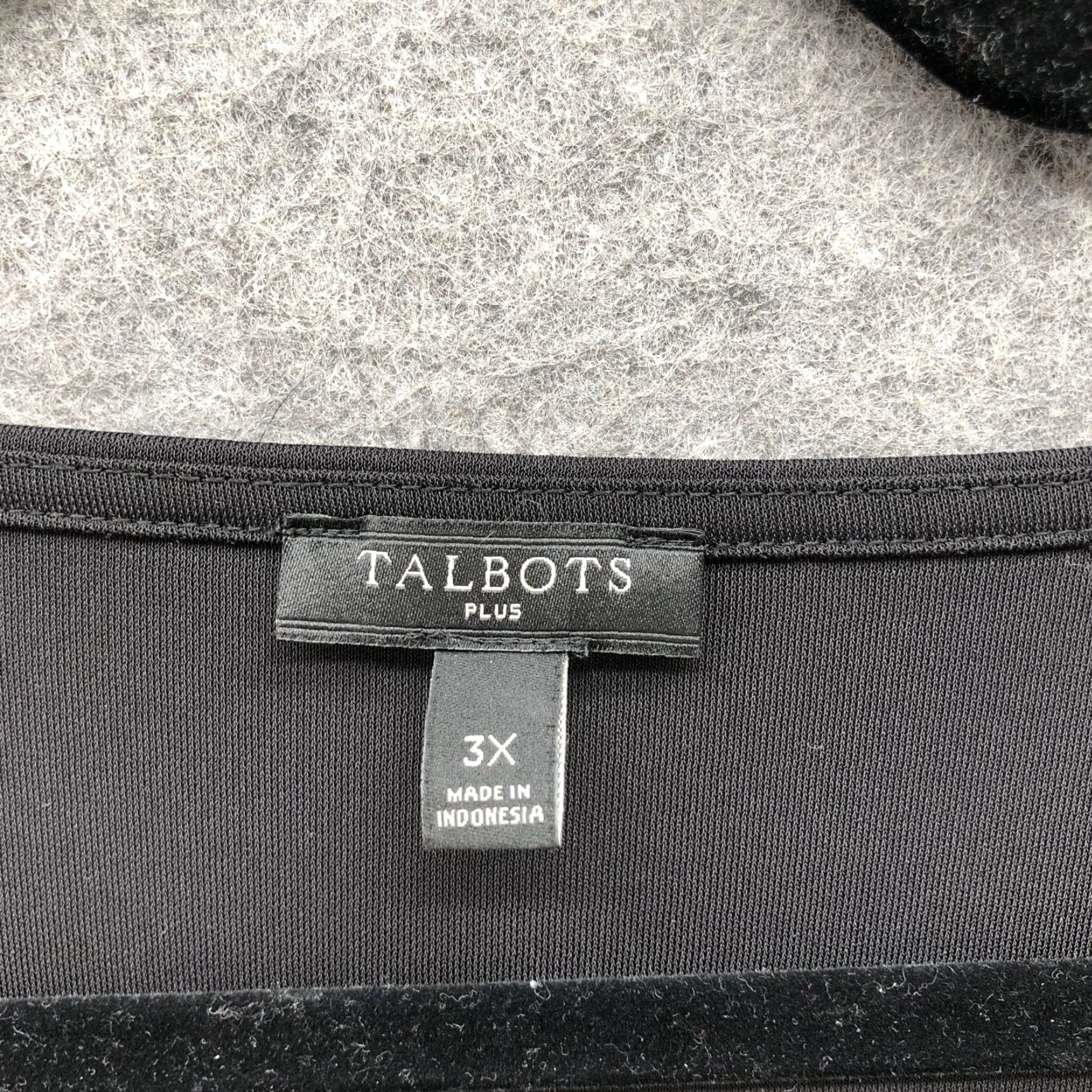 Talbots Talbots Blouse Short Sleeve Top Womens 3X Black Jersey Knit V-Neck Twist Front Shirt Pattern: Solid/Stretch Casual Size XXL / US 16-18 / IT 52-54 - 5 Thumbnail