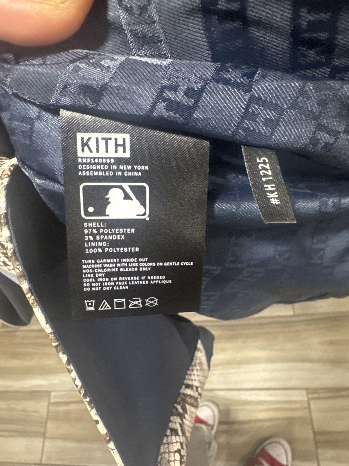 Kith × New York Yankees kith snakeskin yankee jacket Size US XL / EU 56 / 4 - 3 Thumbnail