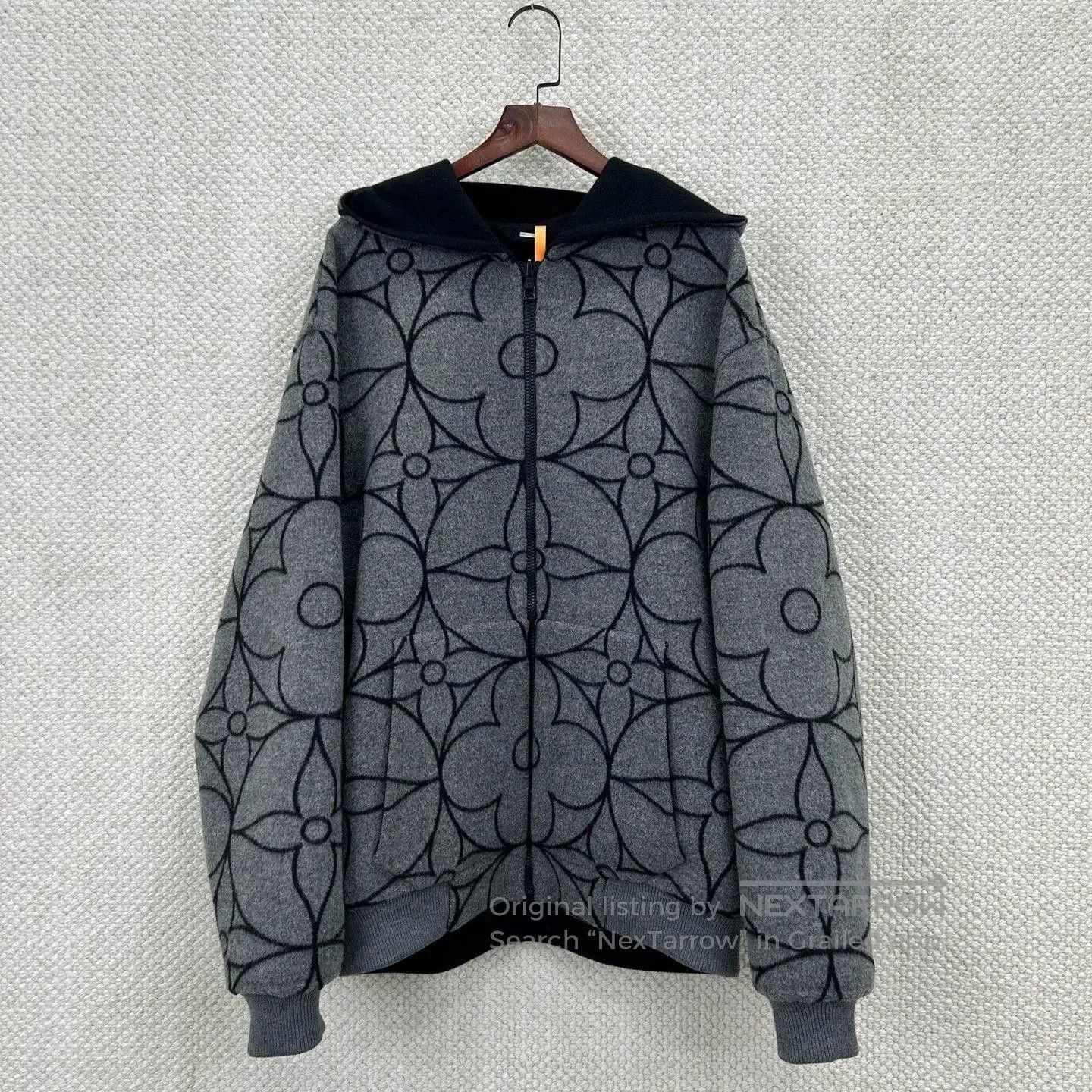Louis Vuitton gray floral hoodie with black accents. Size US L / EU 52-54 / 3 - 1 Thumbnail