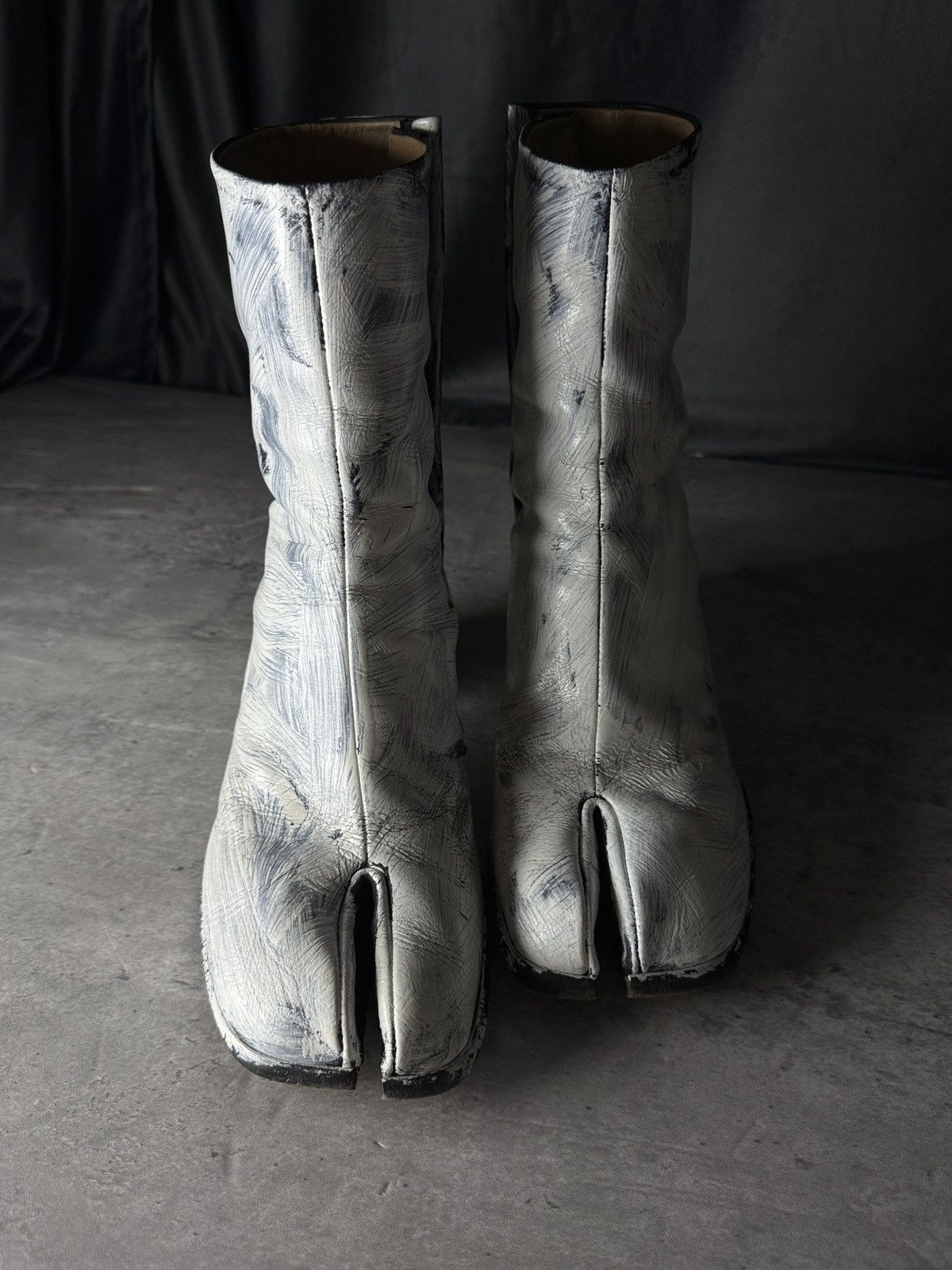 Maison Margiela MAISON MARGIELA Painted Tabi Boots Size US 8.5 / EU 41-42 - 2 Thumbnail