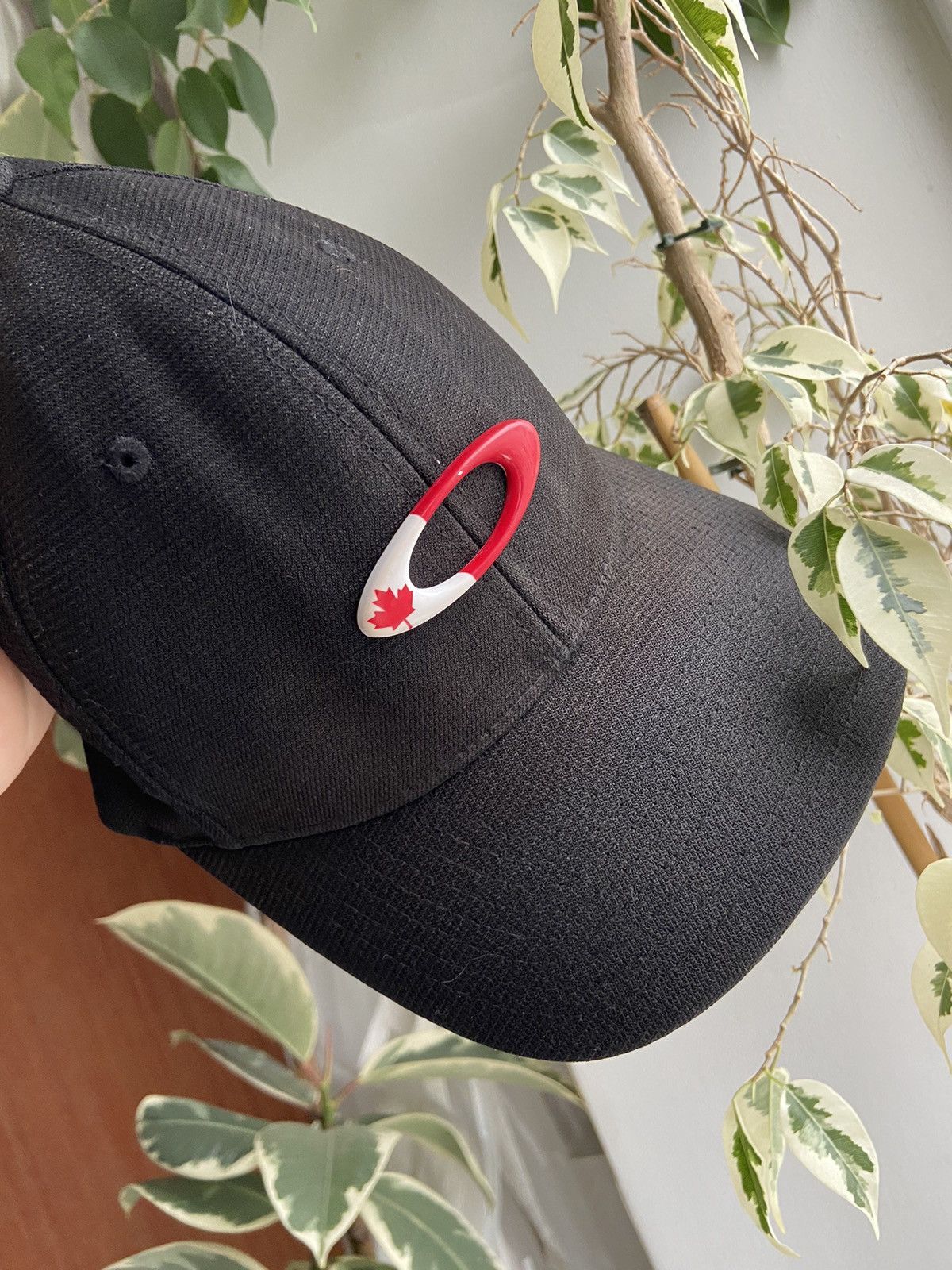 Oakley RARE 00s Oakley technical flex fit cap S/M Size 30 - 2 Thumbnail