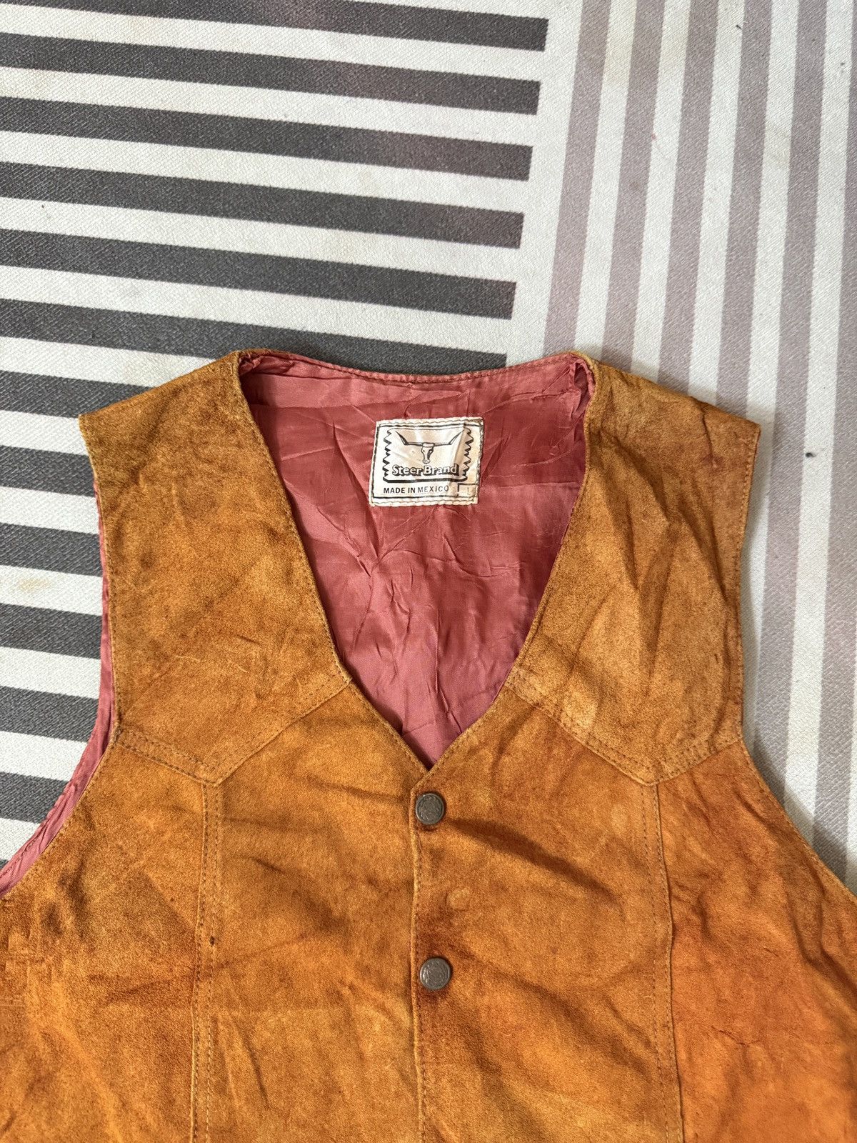 Genuine Leather 🔥🔥🔥ARCHIVE VTG STEER SUEDE LEATHER VEST Size US M / EU 48-50 / 2 - 2 Thumbnail