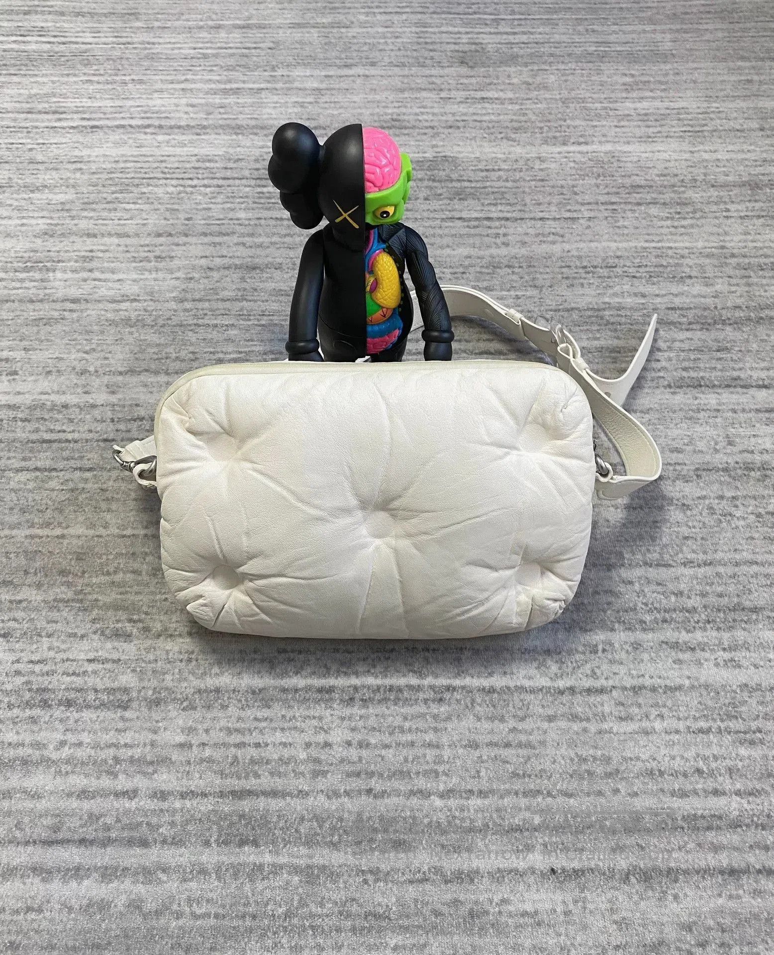Maison Margiela margiela glam slam cloud camera bag. Size ONE SIZE - 2 Thumbnail
