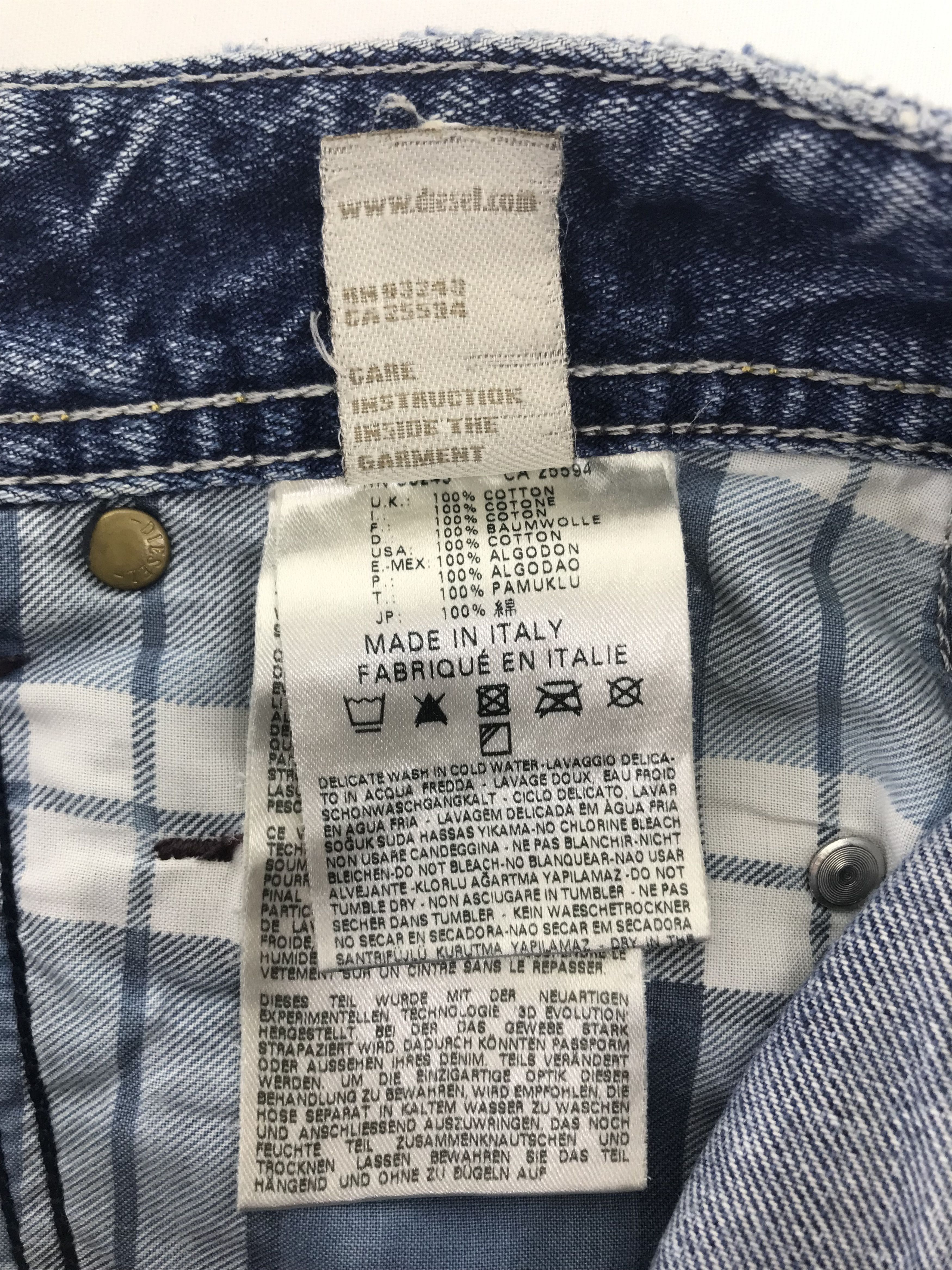 Diesel Vintage Diesel Distressed Denim Faded Blue Jeans Size US 29 - 11 Thumbnail