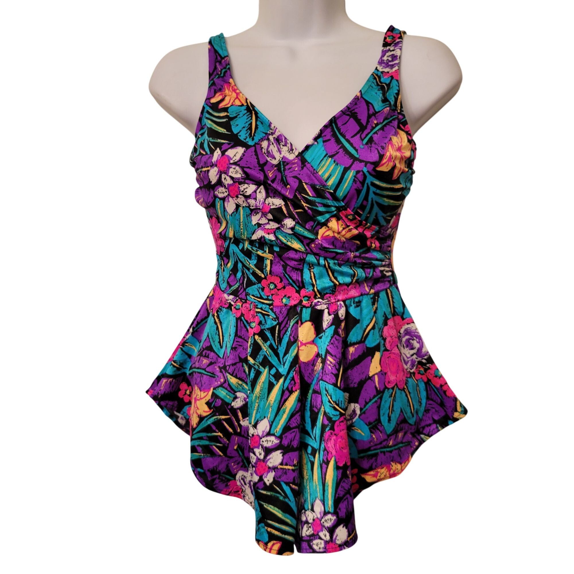 Vintage Vintage Mainstream Floral Swimsuit 10 Full Coverage One Piec Size ONE SIZE - 1 Thumbnail