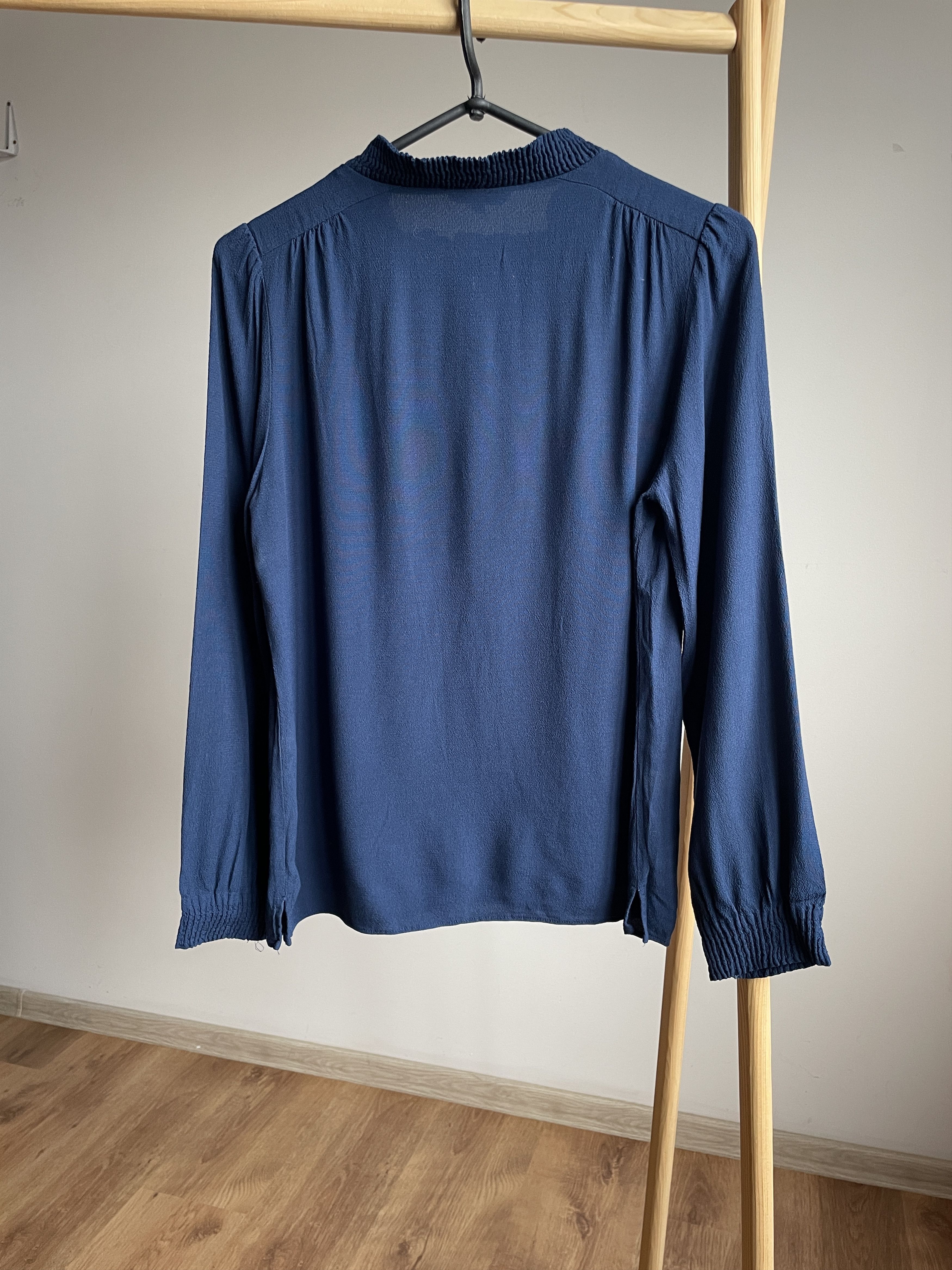 A.P.C. A.P.C. Womens Viscose Half Button Blouse Size EUR 38 Size XS / US 0-2 / IT 36-38 - 2 Thumbnail