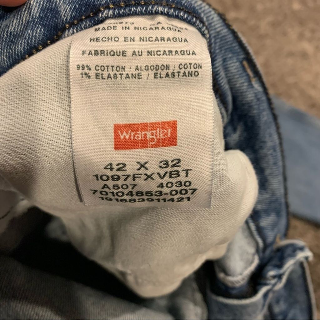 Wrangler Men’s Wrangler Jeans Size US 42 / EU 58 - 2 Thumbnail
