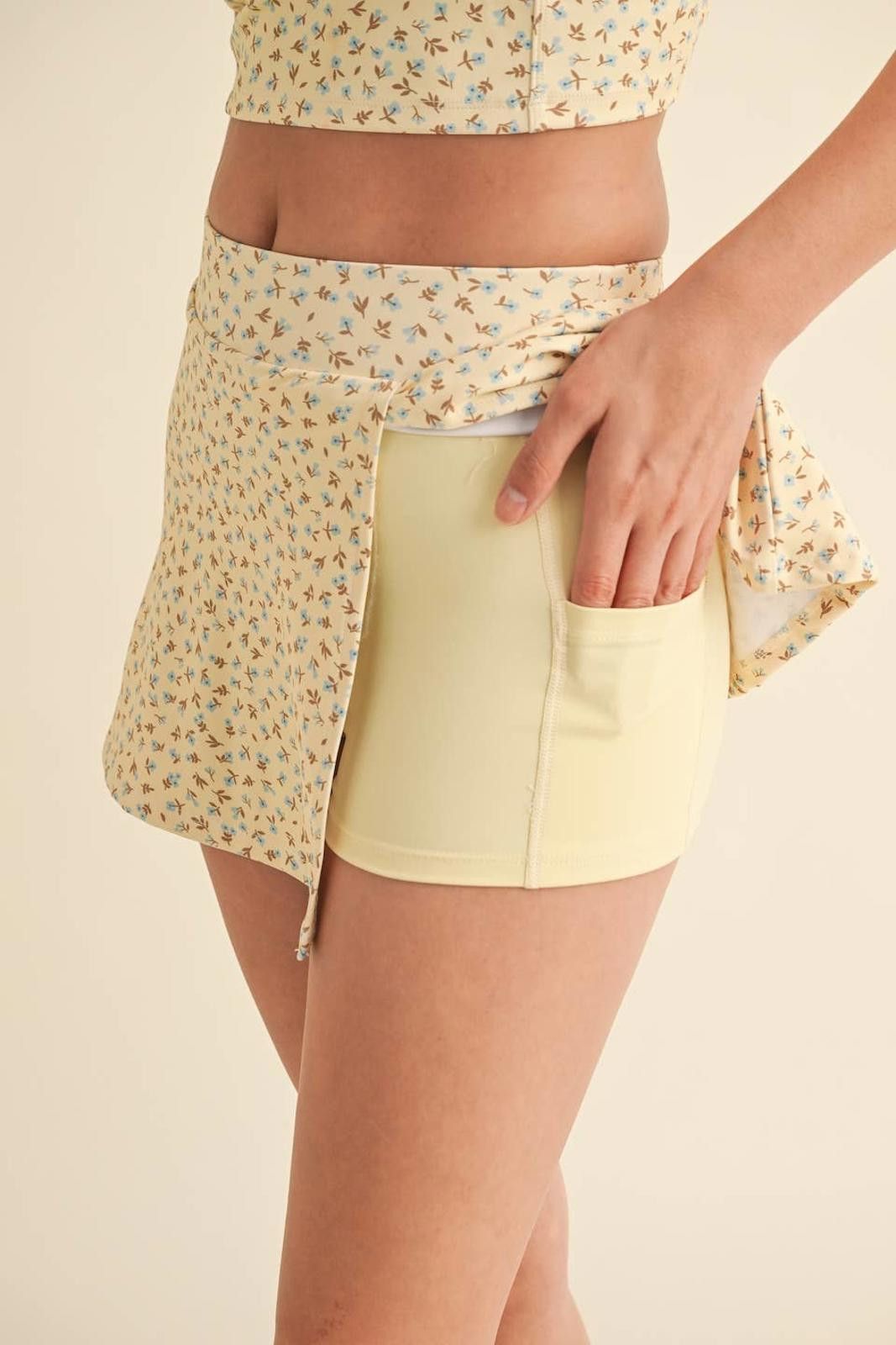 Christian Kimber Ditsy Print Side Slit A-Line Skort with Pocket by Kimberly C Size ONE SIZE - 9 Thumbnail