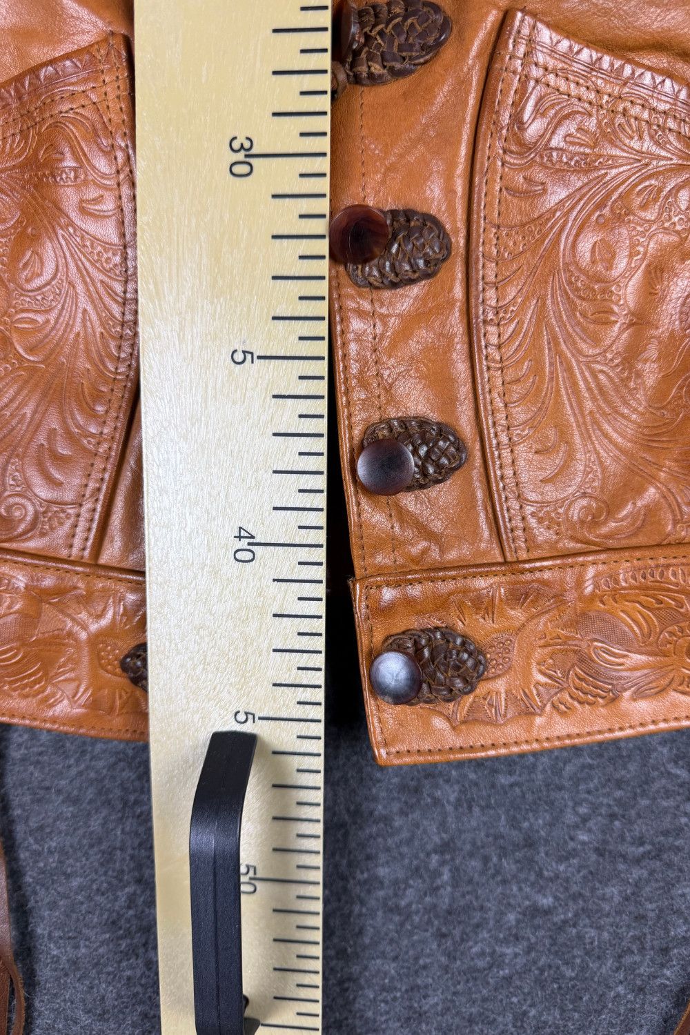 Polo Ralph Lauren Late 90s Ralph Lauren Embossed Western Leather Vest Size S / US 4 / IT 40 - 13 Thumbnail