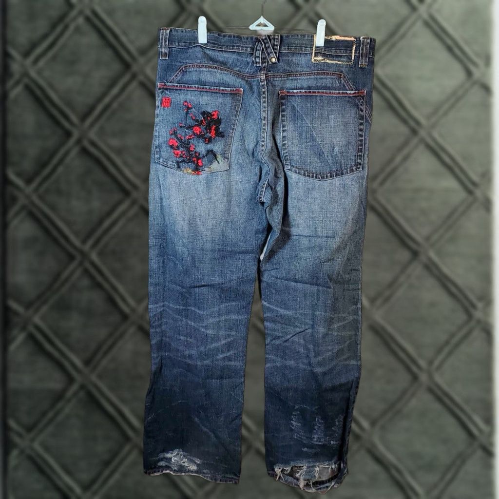 Vintage Silver Point Jeans Adult 40 x 32 Blue Grunge Distressed Embroidered Floral Y2K Mens Size US 40 / EU 56 - 1 Thumbnail