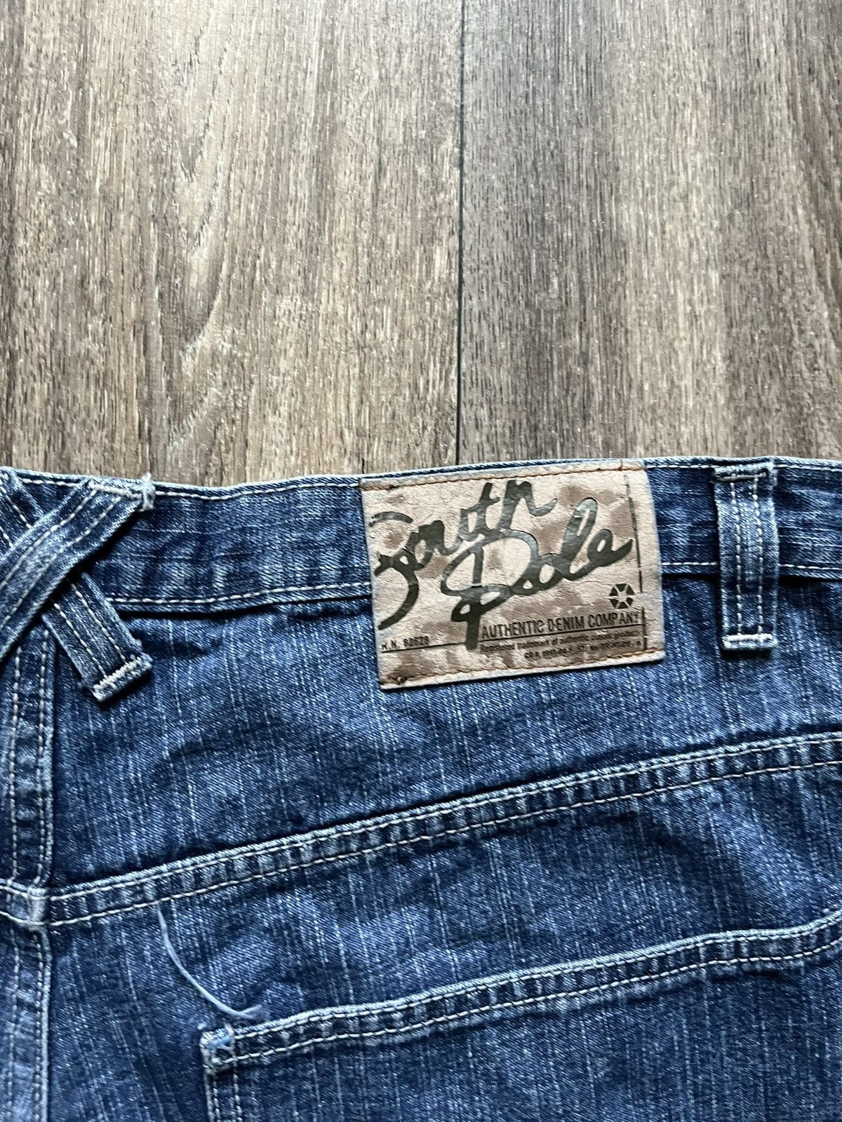 Southpole BAGGY VINTAGE Y2K SOUTHPOLE MULTI POCKET JEANS Size US 36 / EU 52 - 7 Thumbnail