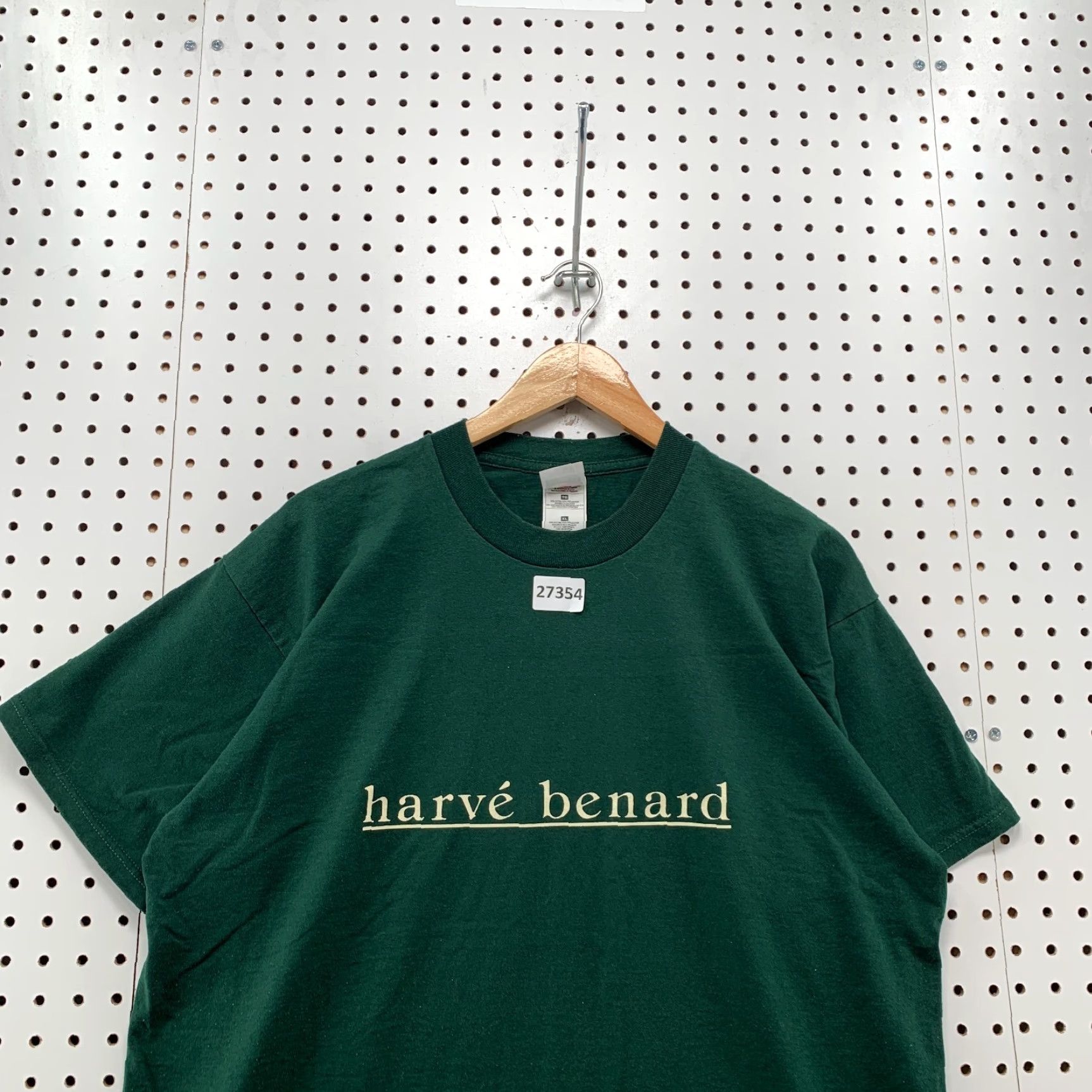 Fruit Of The Loom VINTAGE Harve Benard Shirt Green Adult XL Short Sleeve Crew Neck T-Shirt 90s Football Looney Tunes Packers Mens Size US XL / EU 56 / 4 - 2 Thumbnail