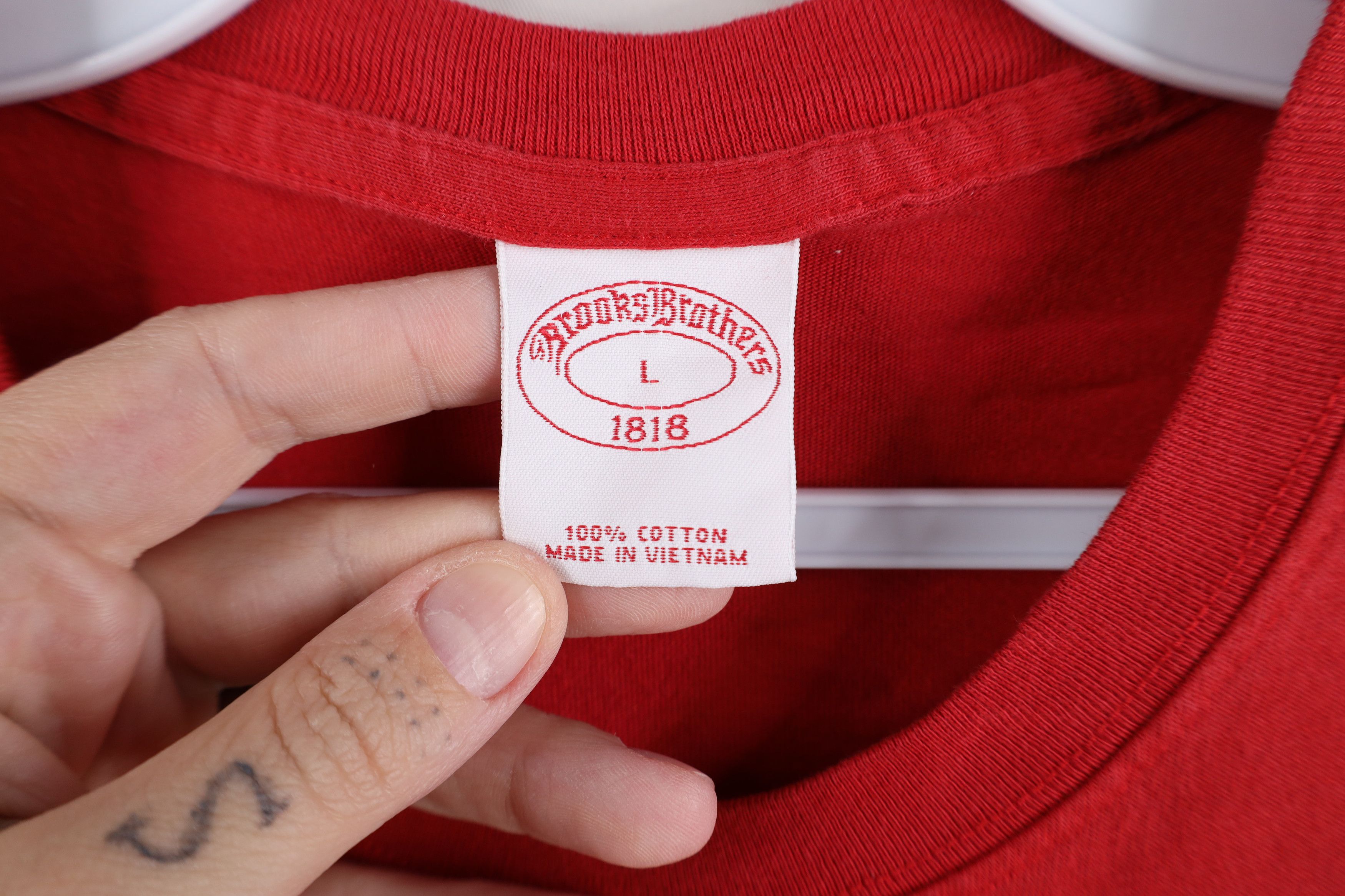 Brooks Brothers Vintage 90s Brooks Brothers Short Sleeve T-Shirt Red Cotton Size US L / EU 52-54 / 3 - 5 Thumbnail