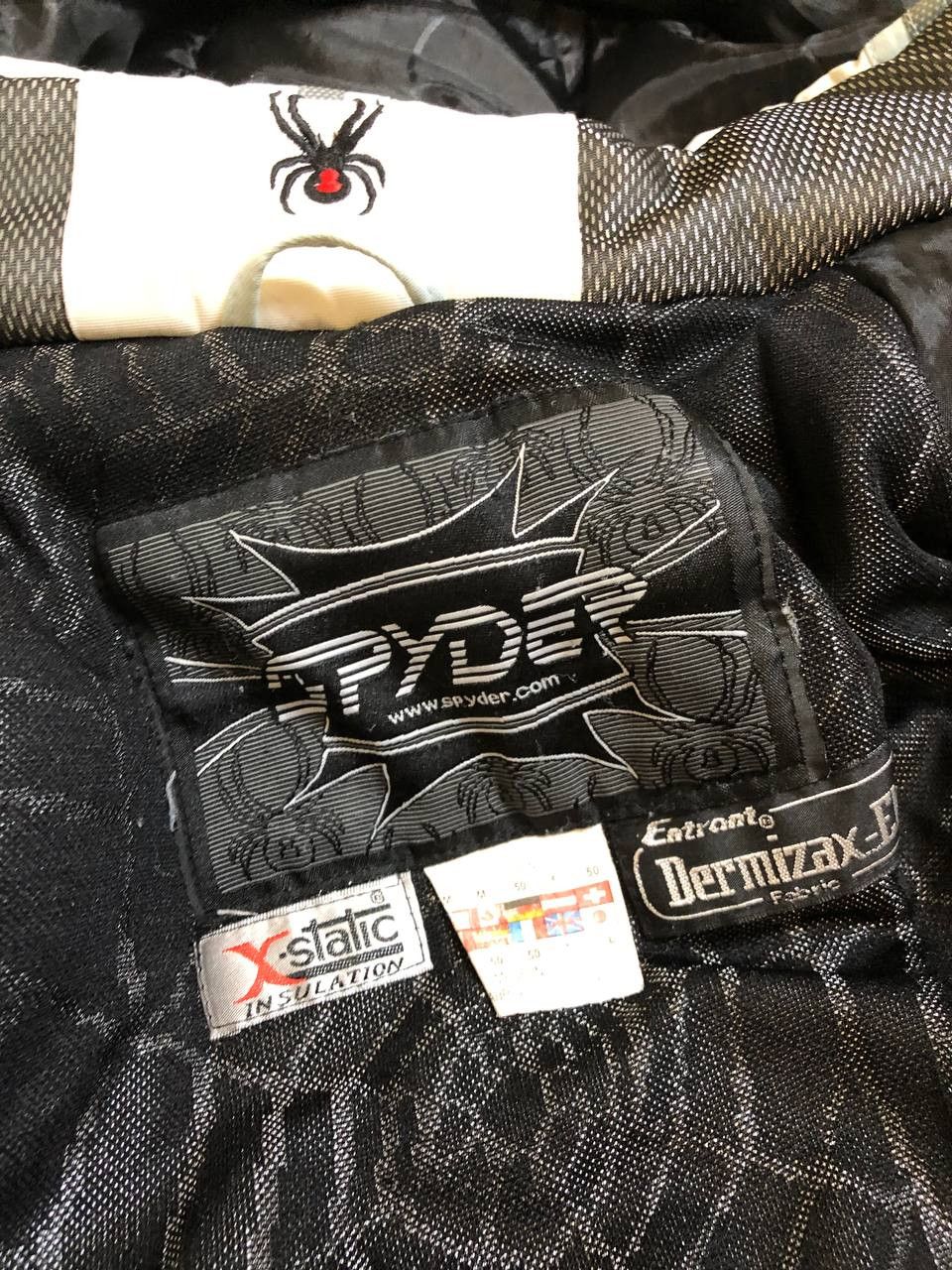 Spyder Vintage Spyder Ski Jacket Jet Black Nylon Womens 90s Size M / US 6-8 / IT 42-44 - 12 Thumbnail