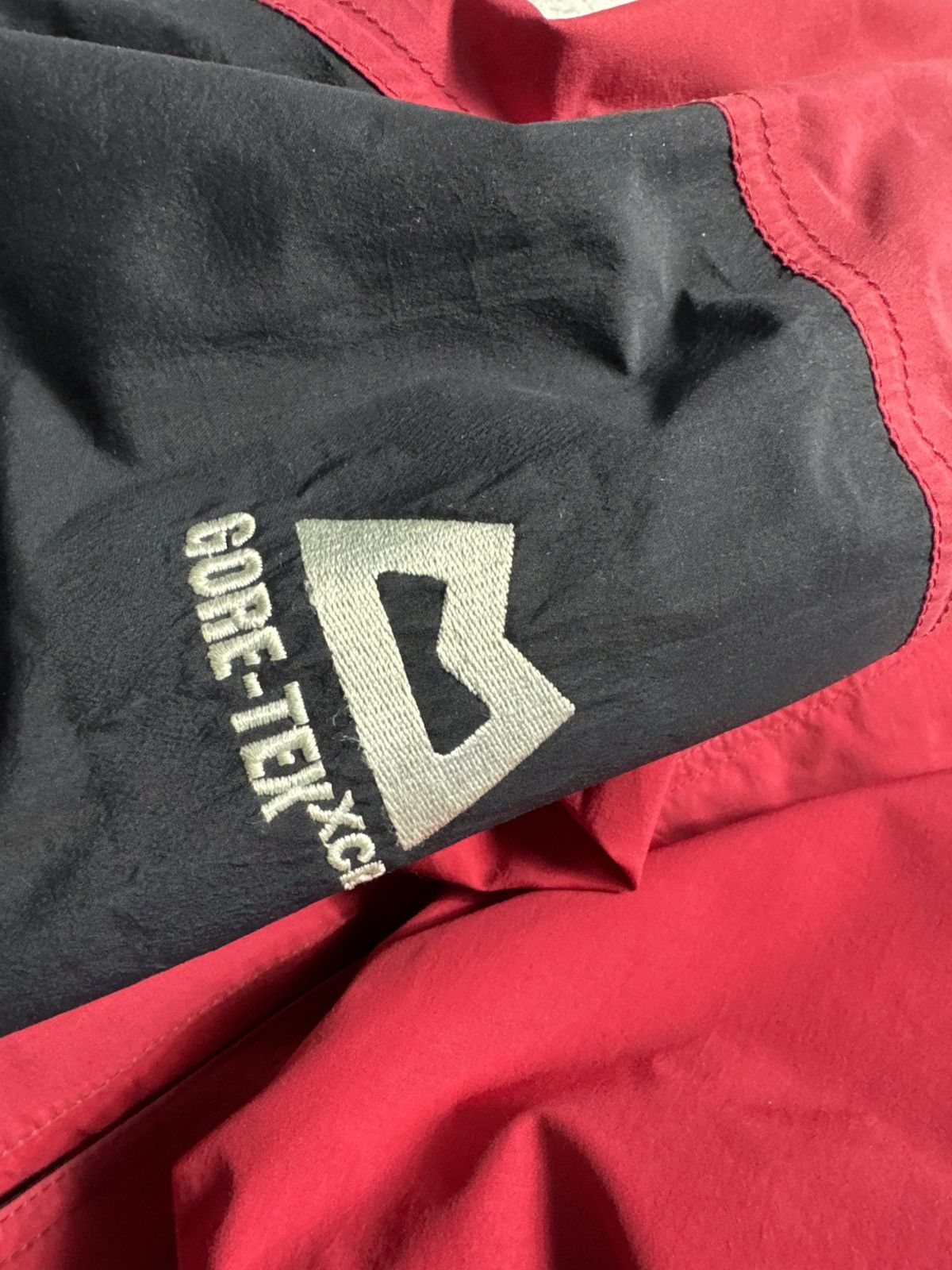 Mountain Equipment Mountain Equipment Gore-Tex Membrane Outdoor Size L Size US L / EU 52-54 / 3 - 7 Thumbnail