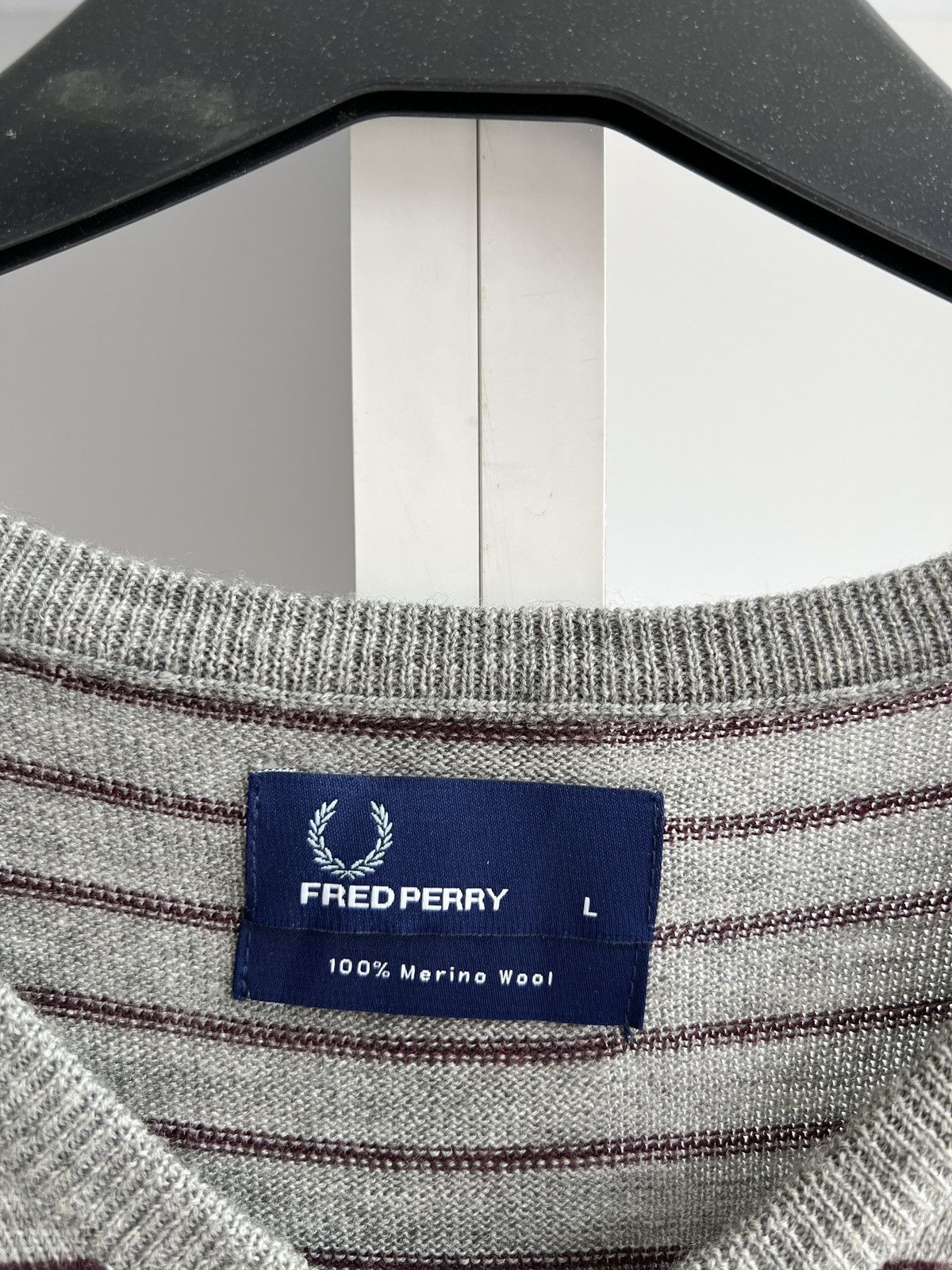 Fred Perry × Vintage Vintage Fred Perry V-neck sweater Size US L / EU 52-54 / 3 - 7 Thumbnail