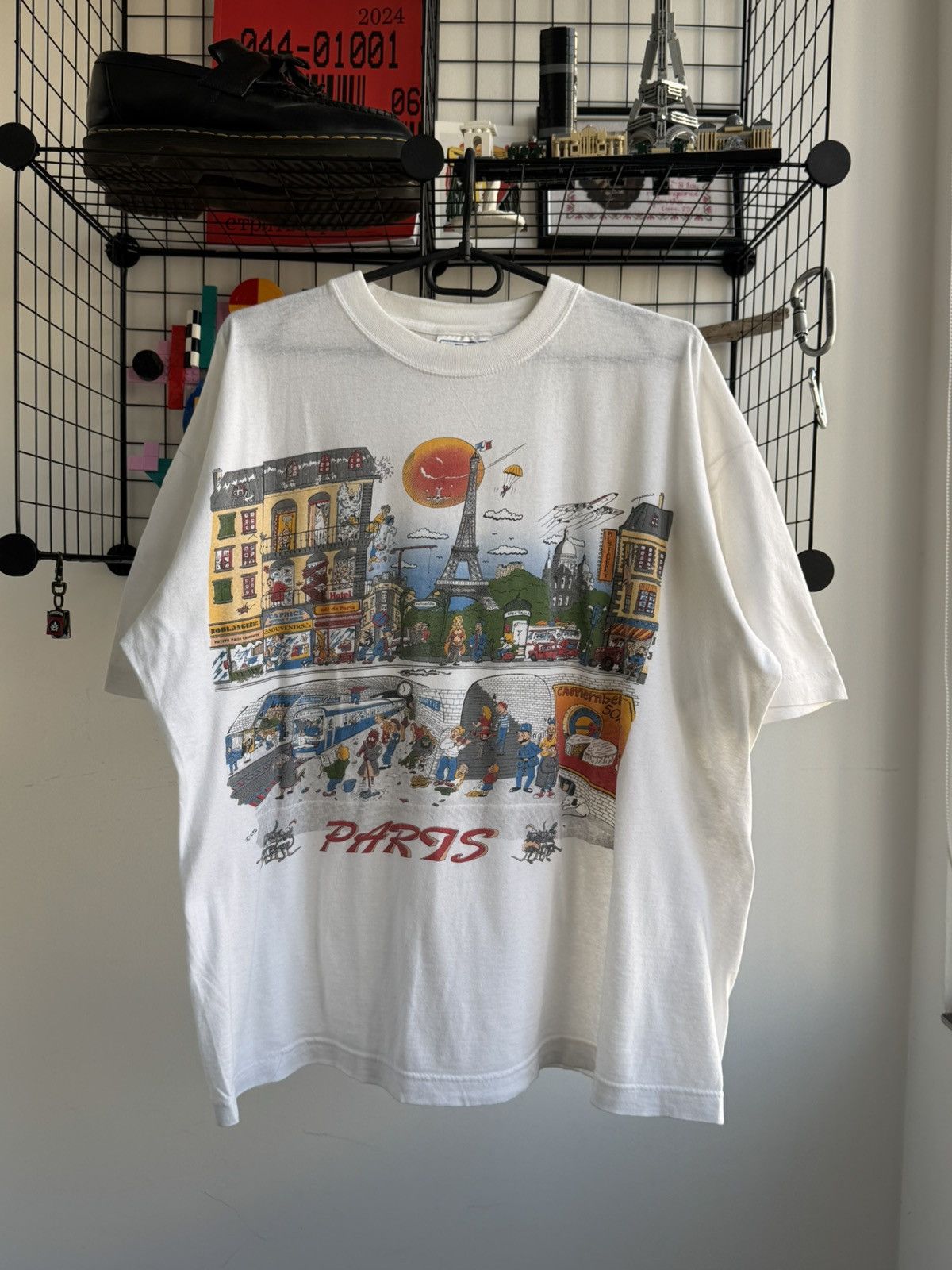 Vintage Vintage Paris Comics T-shirt Size US XL / EU 56 / 4 - 1 Thumbnail