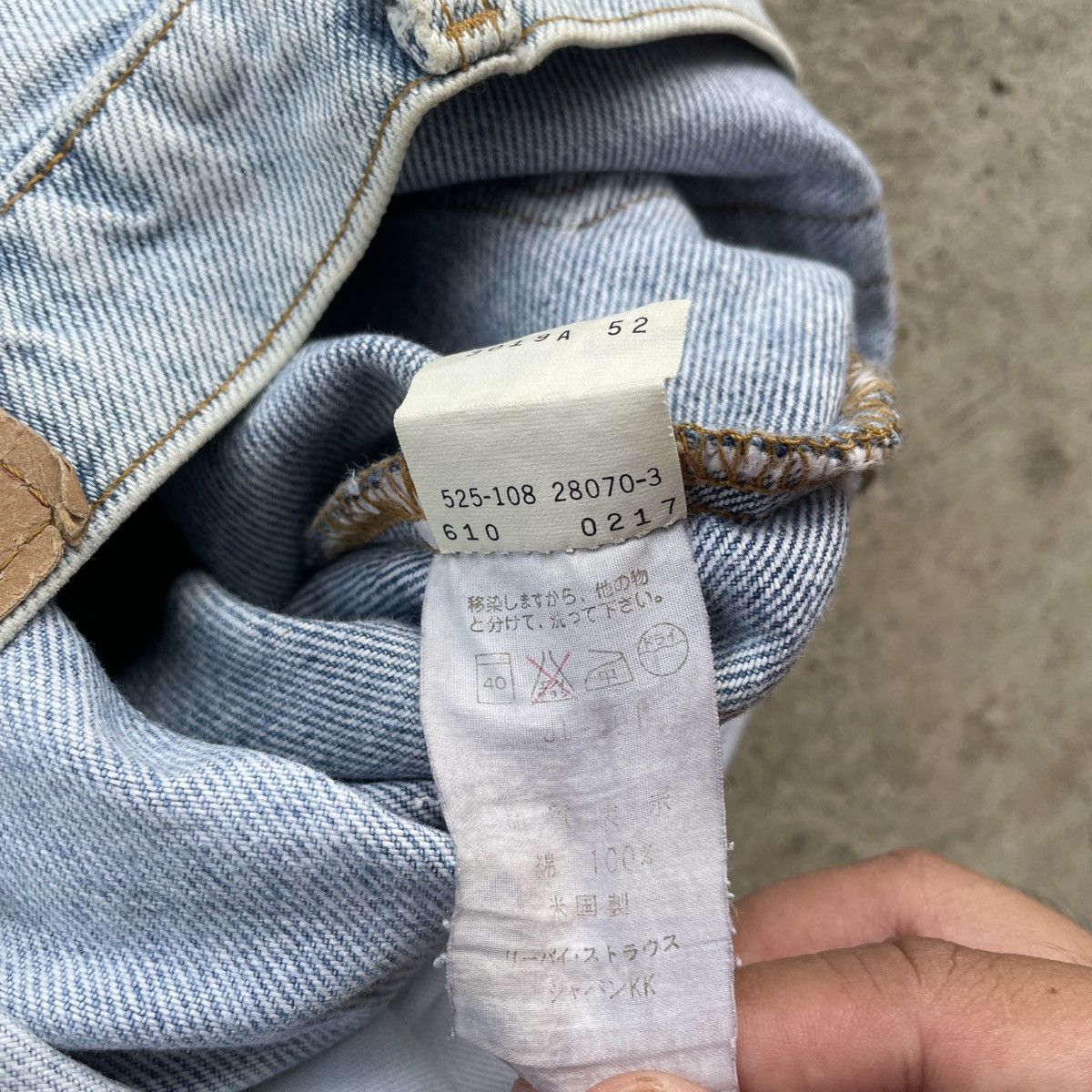 Jean × Levi's 90s Light Wash Vintage Levi’s 610 Faded Jeans Denim Pants Size US 30 / EU 46 - 9 Thumbnail