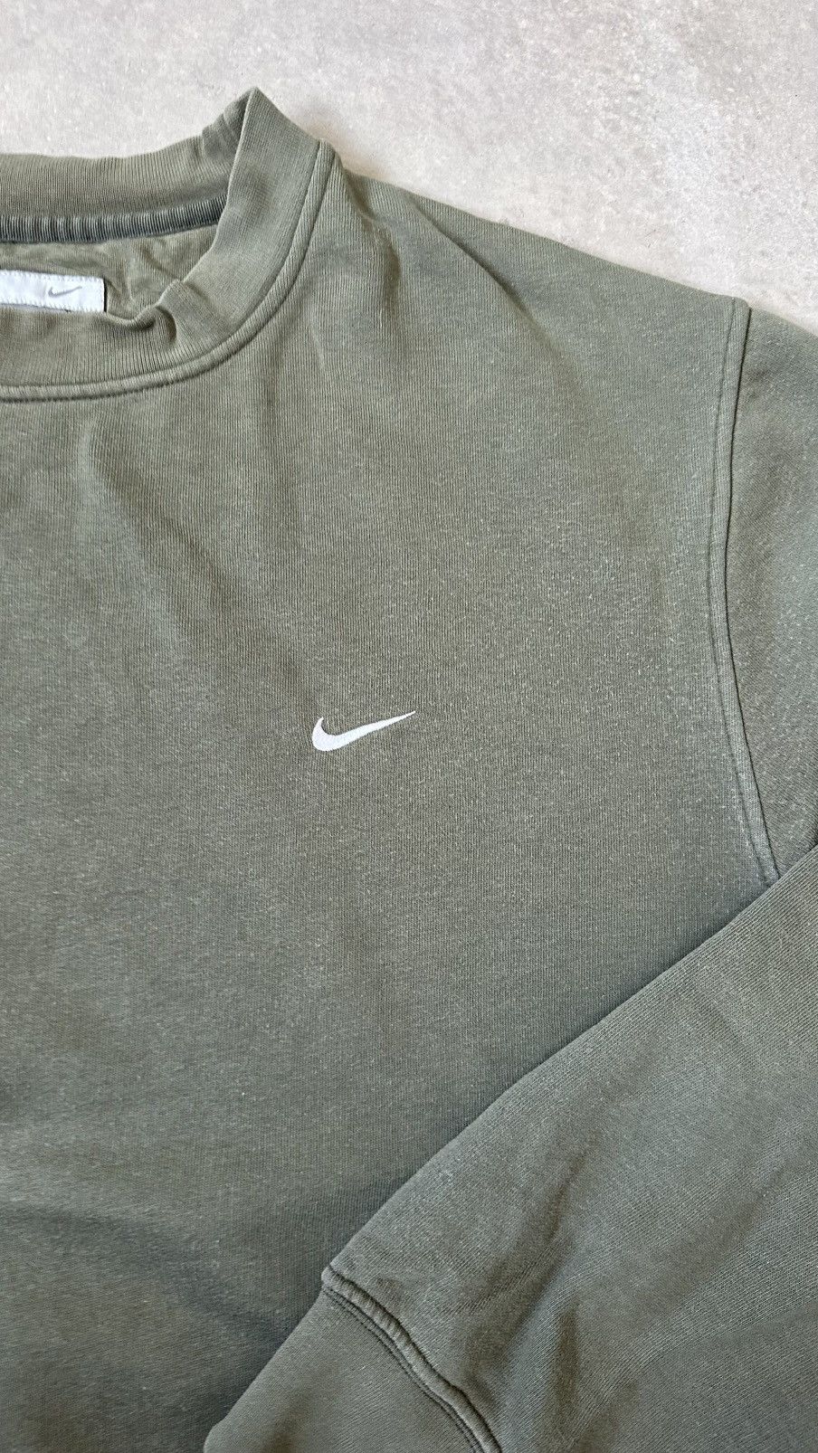 Nike VINTAGE Y2K NIKE MINI SWOOSH SWEATSHIRT Size US L / EU 52-54 / 3 - 2 Thumbnail