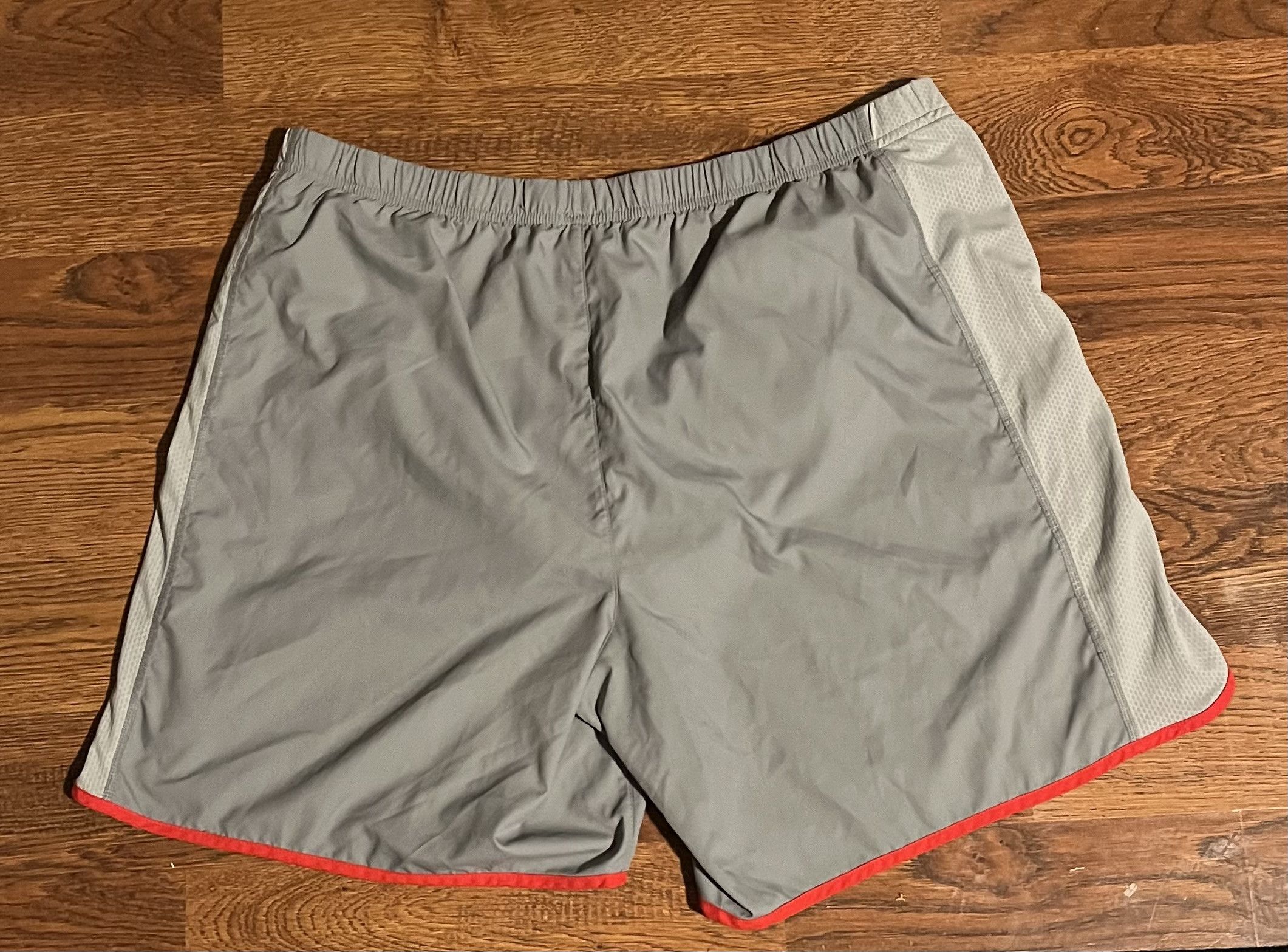 Patagonia Patagonia 3M logo shorts Size US 34 / EU 50 - 2 Thumbnail