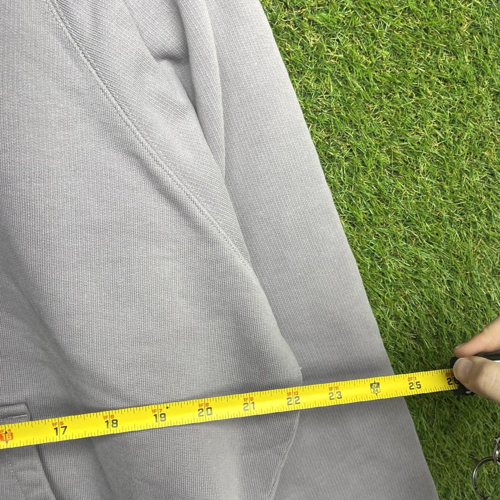 Vintage AMI Hoodie Mens Large Lavender Loose Thick Designer Paris Alexandre Mattiussi Size US L / EU 52-54 / 3 - 5 Thumbnail