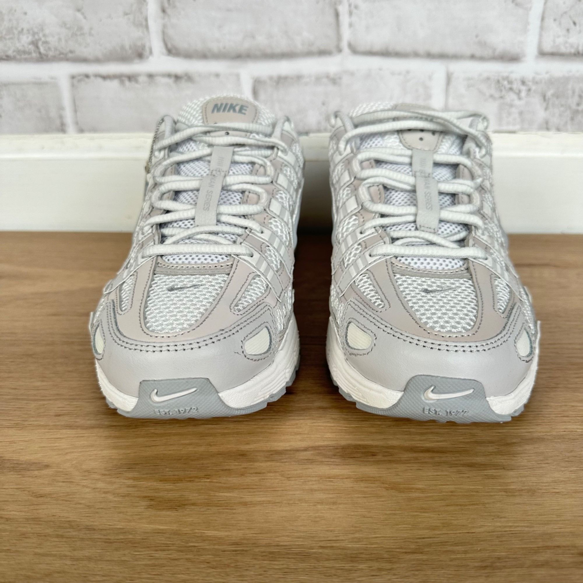 Nike ⭐Nike P-6000 SE Summit Size 9.5 Women's shoes Sneakers White Size US 9.5 / IT 39.5 - 3 Thumbnail