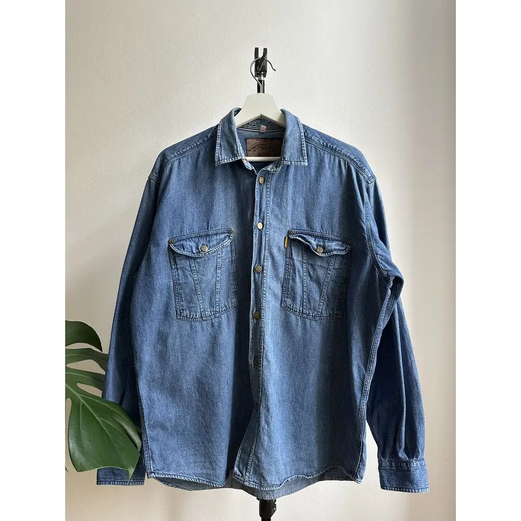 Armani Armani Jeans Vintage Denim Shirt Size US S / EU 44-46 / 1 - 1 Thumbnail
