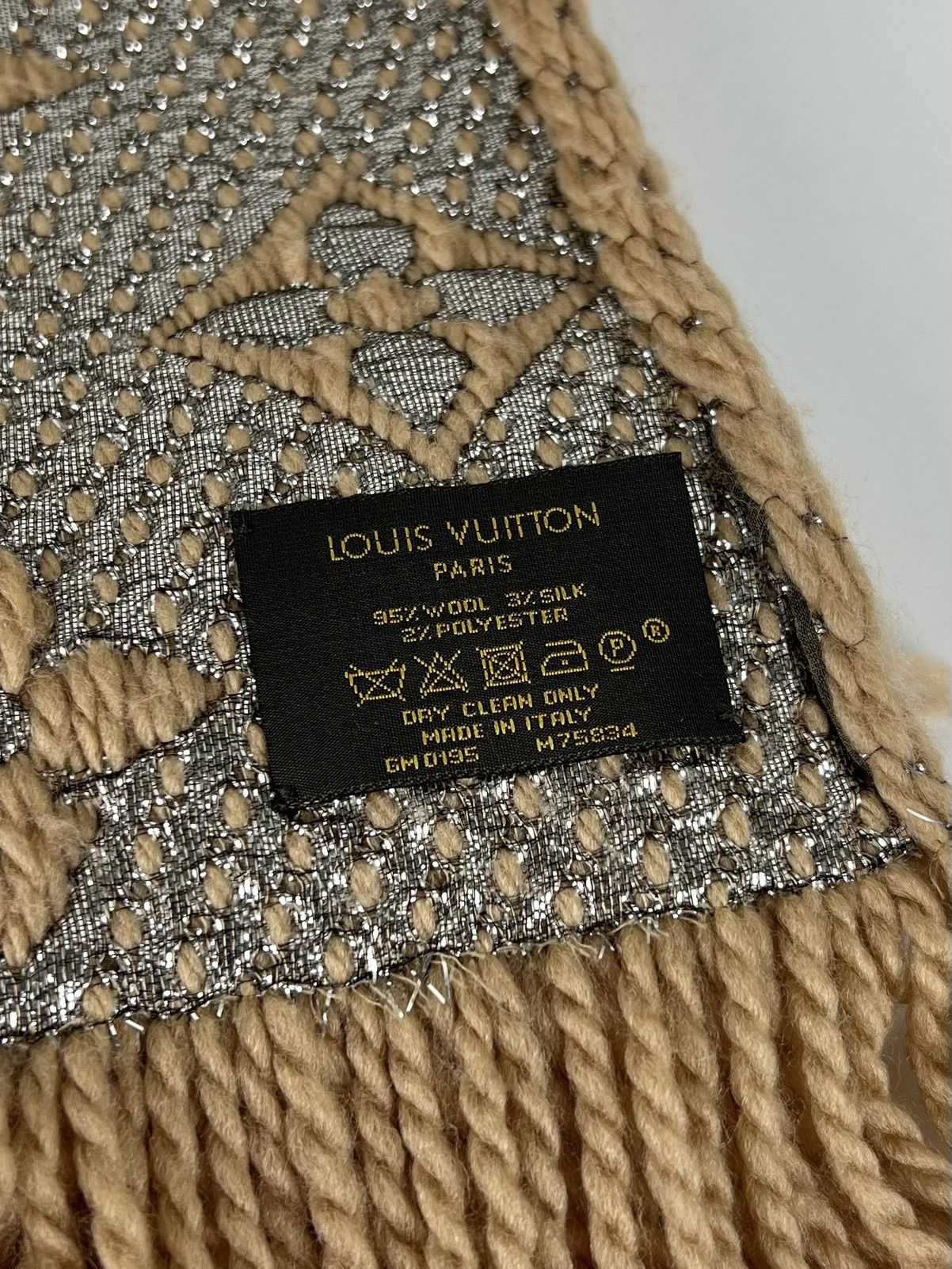 Louis Vuitton LOUIS VUITTON Scarf Echarpe LV Logomania Monogram Wool Silk Size ONE SIZE - 10 Thumbnail