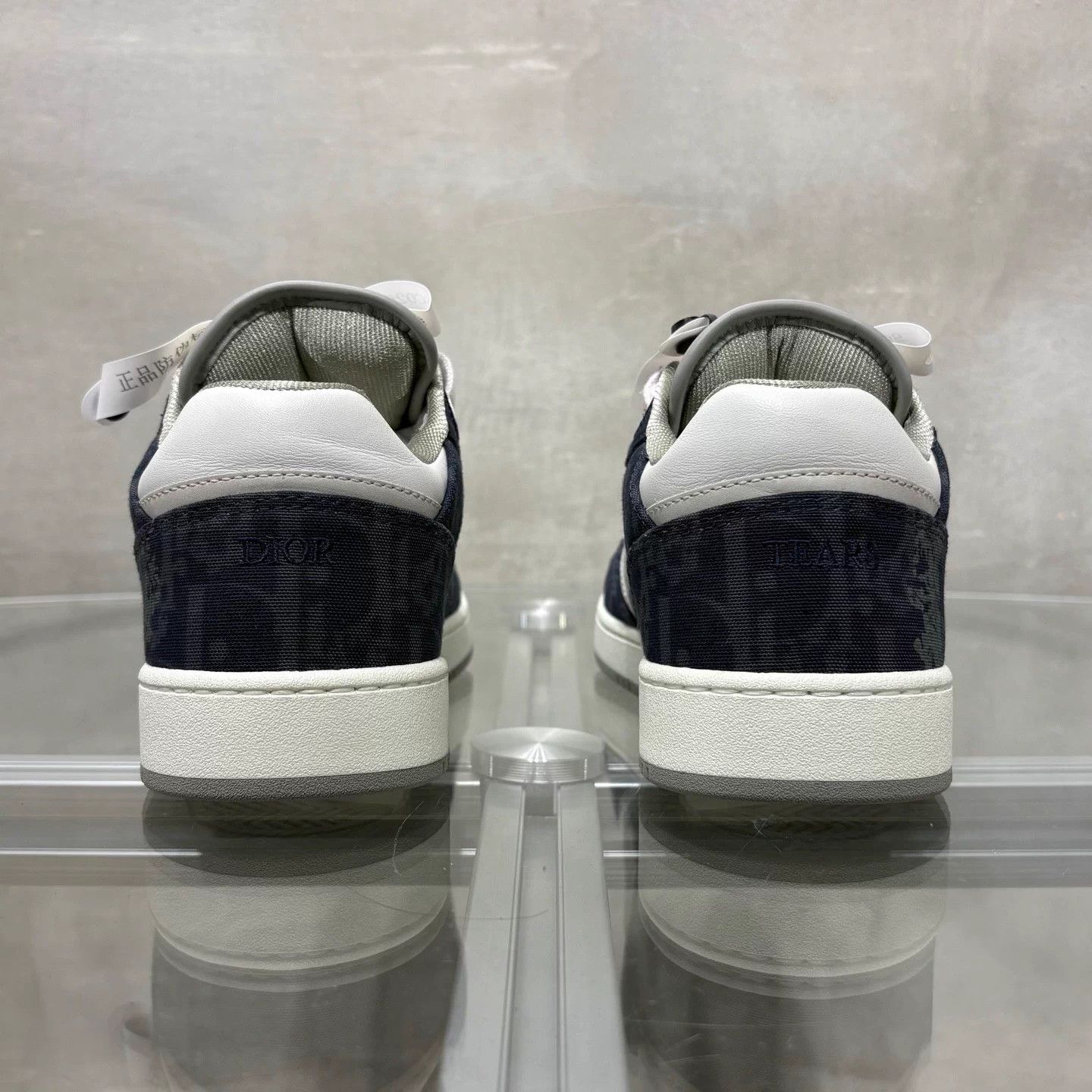 Dior Dior B27 White Blue Subtle All-Over Sneaker New 37 Size US 6.5 / IT 36.5 - 6 Thumbnail