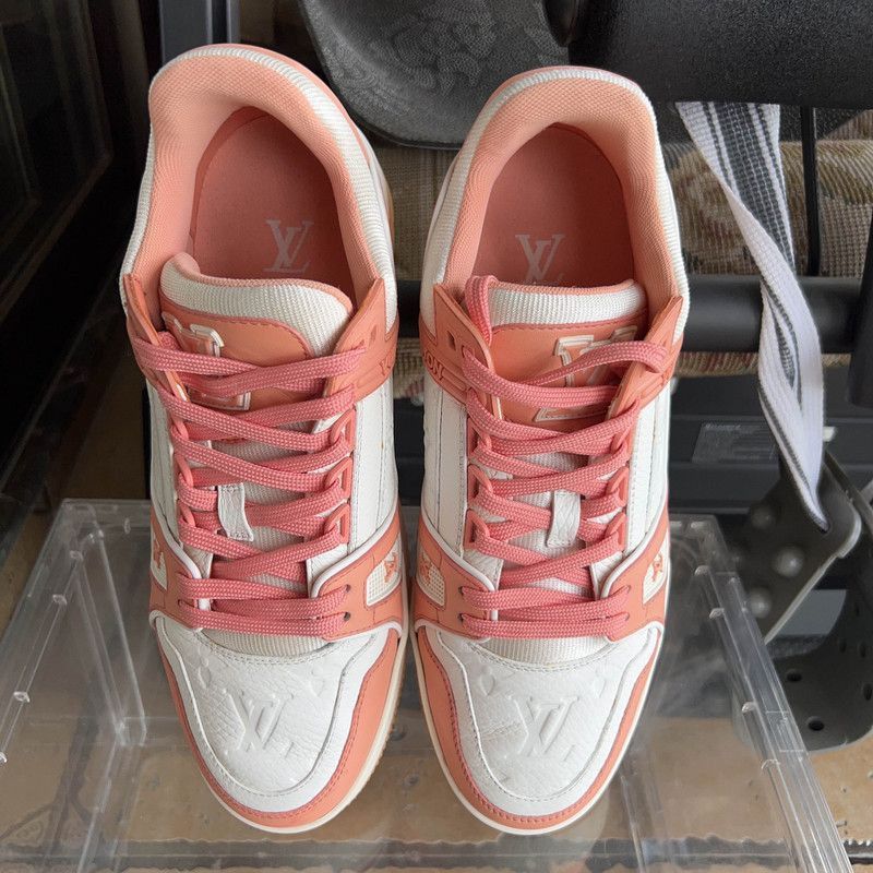 Louis Vuitton Louis Vuitton Trainer Low-Top Sneakers for Men - Size US 9 / EU 42 - 7 Thumbnail