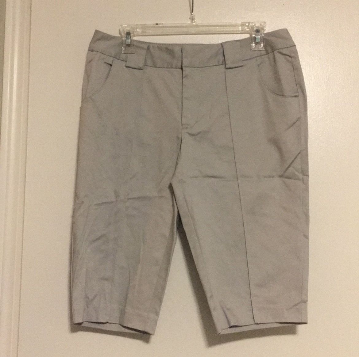 Other Ana Light Gray Shorts Size 32" / US 10 / IT 46 - 1 Thumbnail