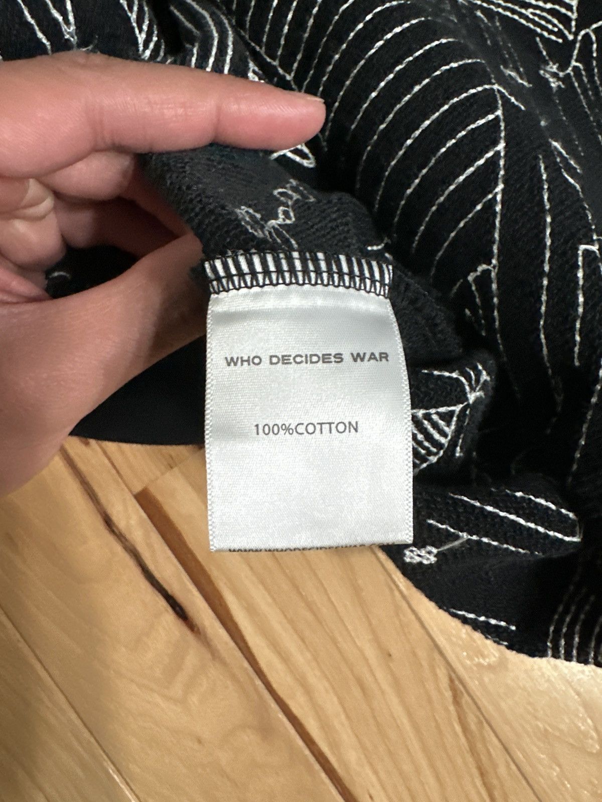 Who Decides War Who Decides War Stitched Hoodie Size US S / EU 44-46 / 1 - 1 Thumbnail