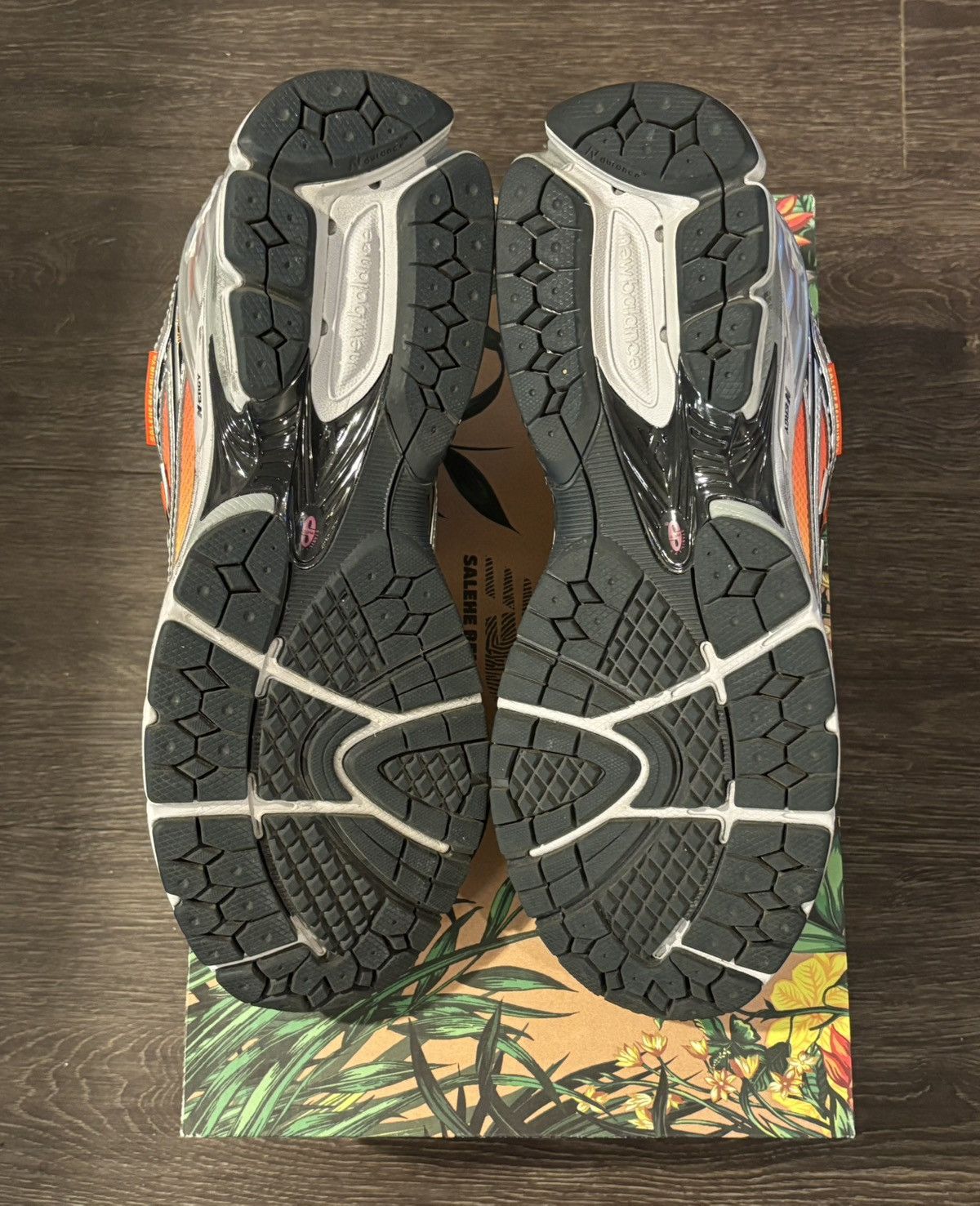 New Balance × Salehe Bembury SALEHE BEMBURY X NEW BALANCE HEAT BE HOT 1906R LAVA Size US 12 / EU 45 - 6 Thumbnail